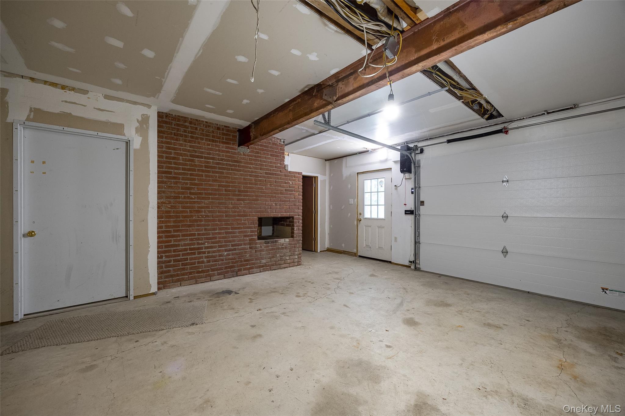 226 Charwill Drive – For Sale photo 31