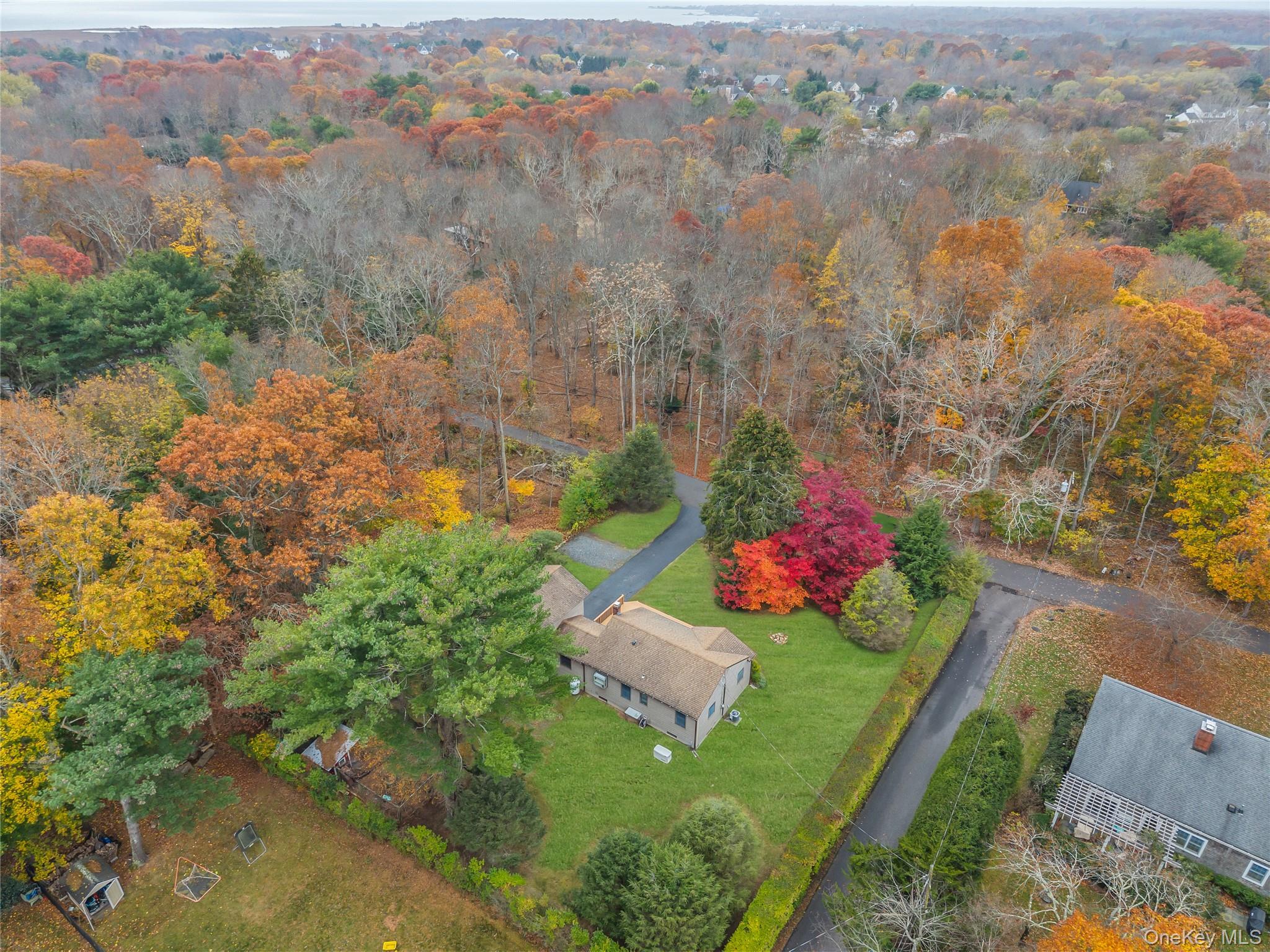 17 Hawkins Lane – For Sale photo 46