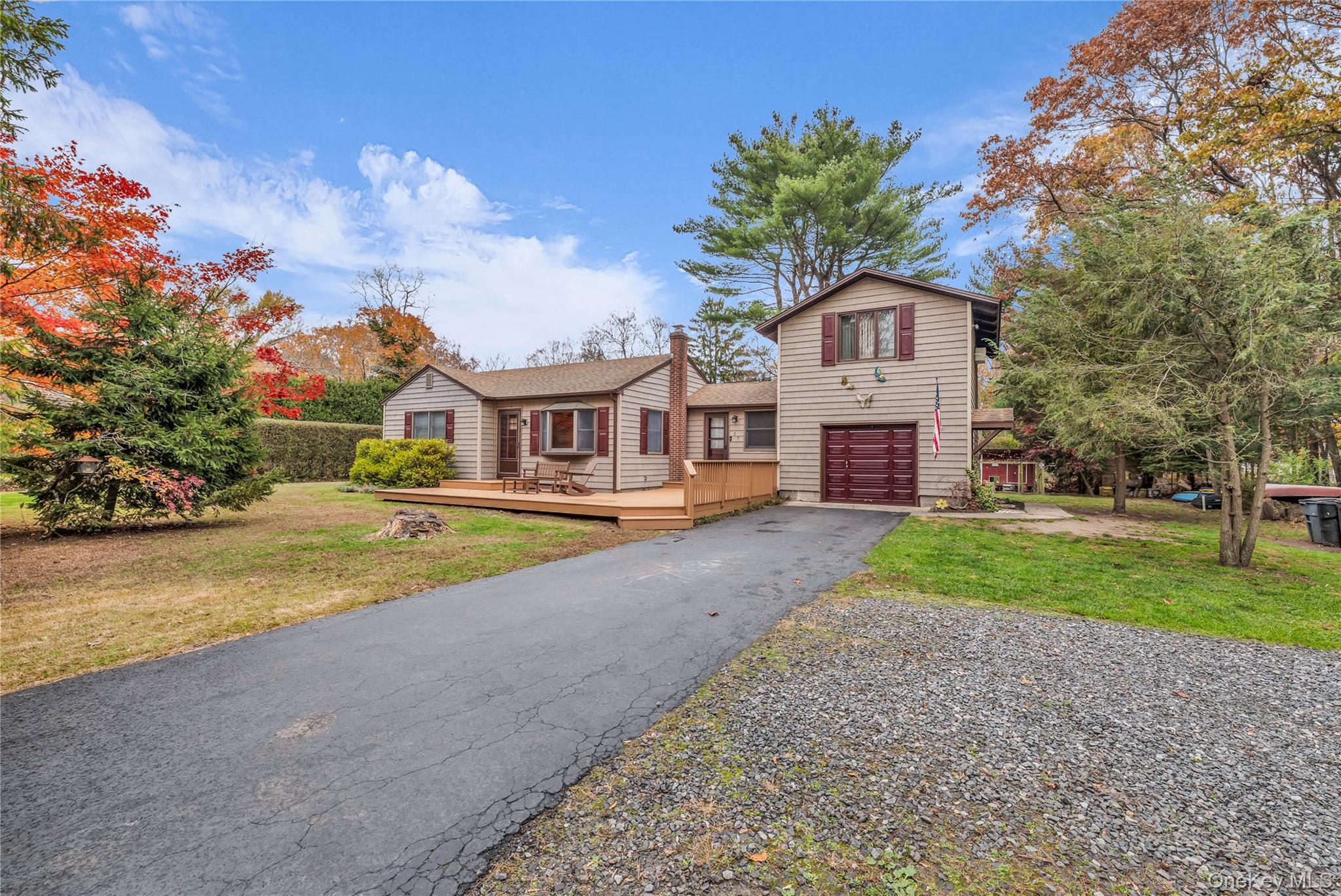 17 Hawkins Lane – For Sale photo 3