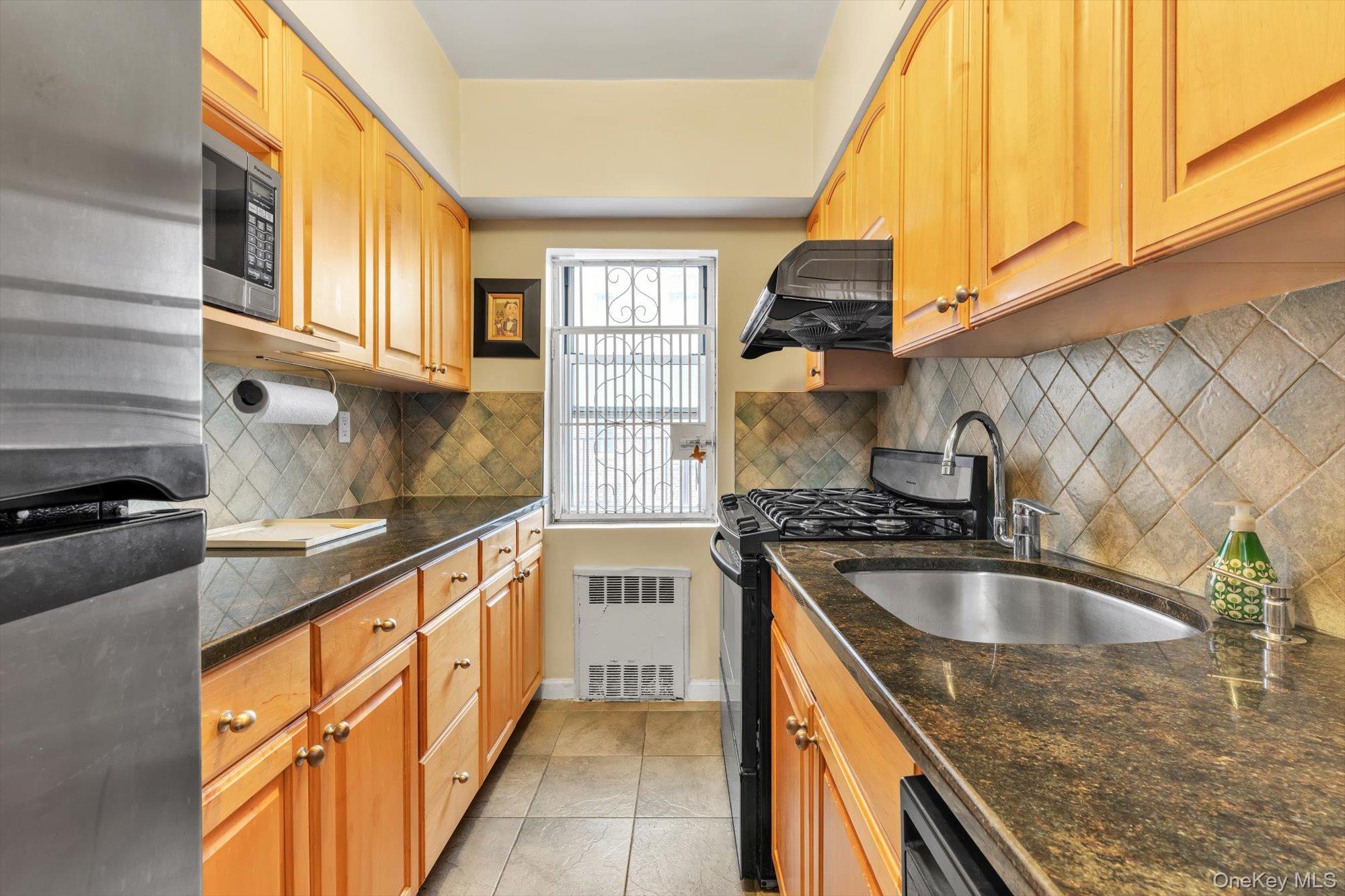 83-33 Austin Street, Unit 6G photo 14