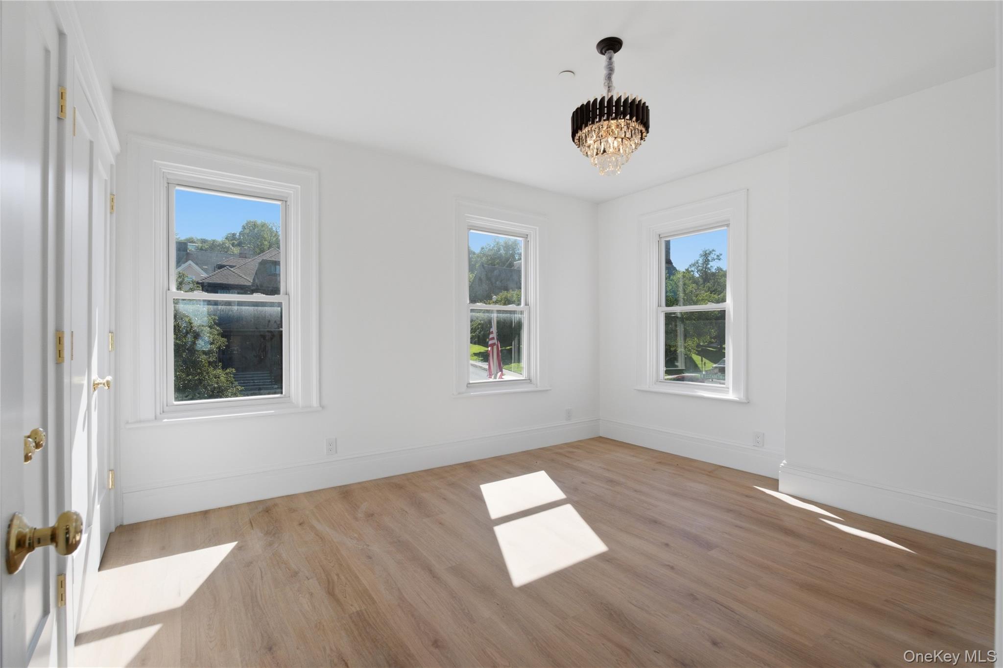 35 S Broadway, Unit 1 photo 15