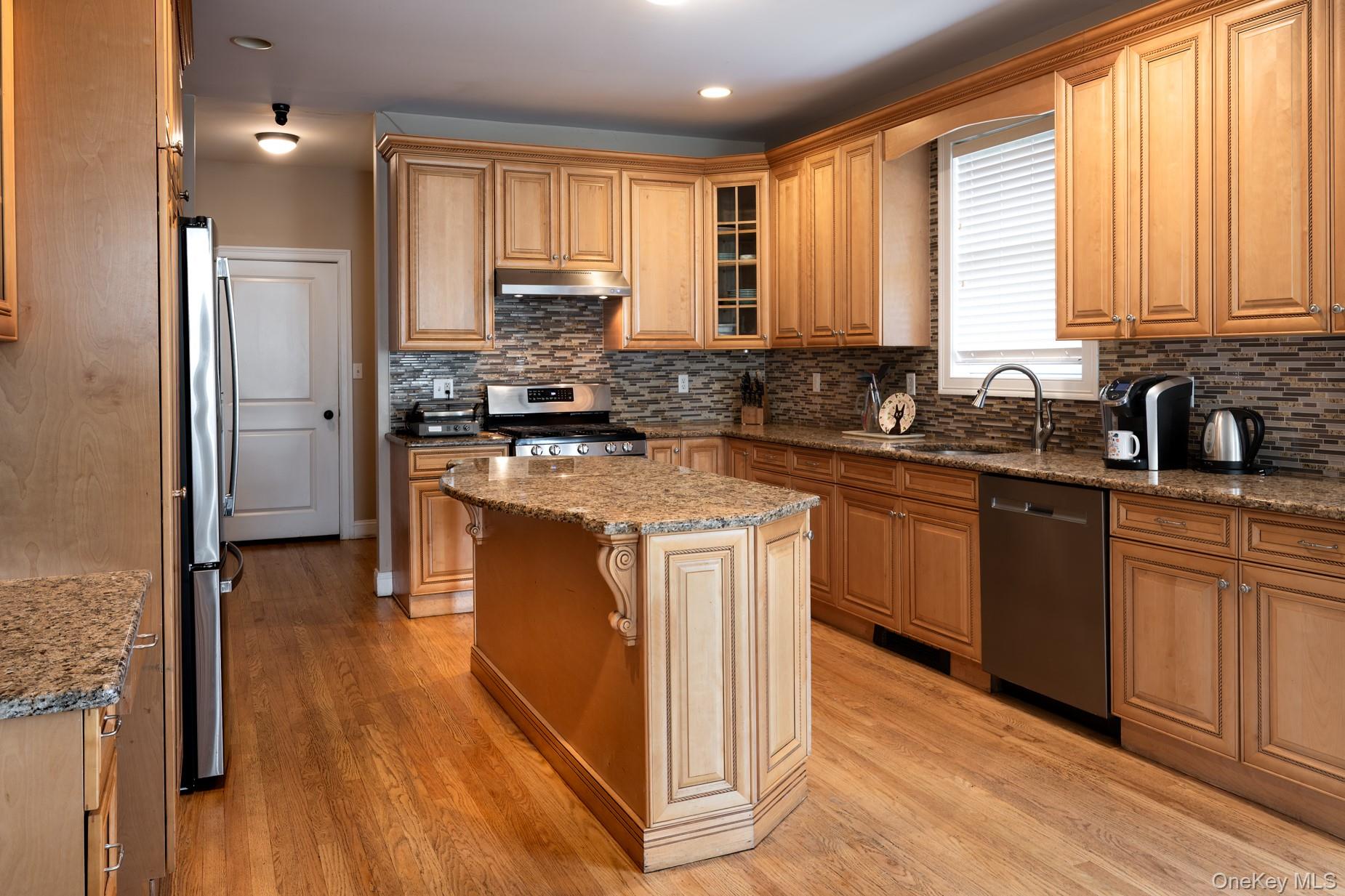 2 Heritage Place – For Sale photo 4