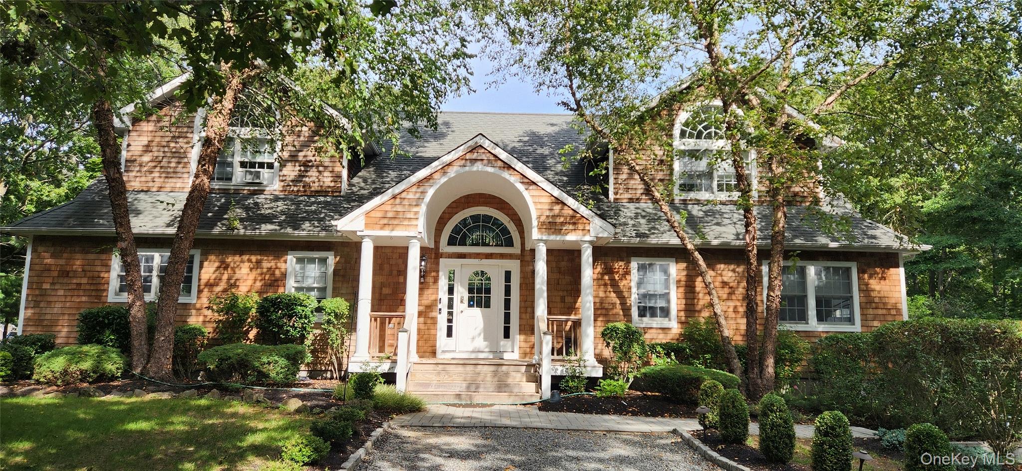 5 Emily Court – For Sale