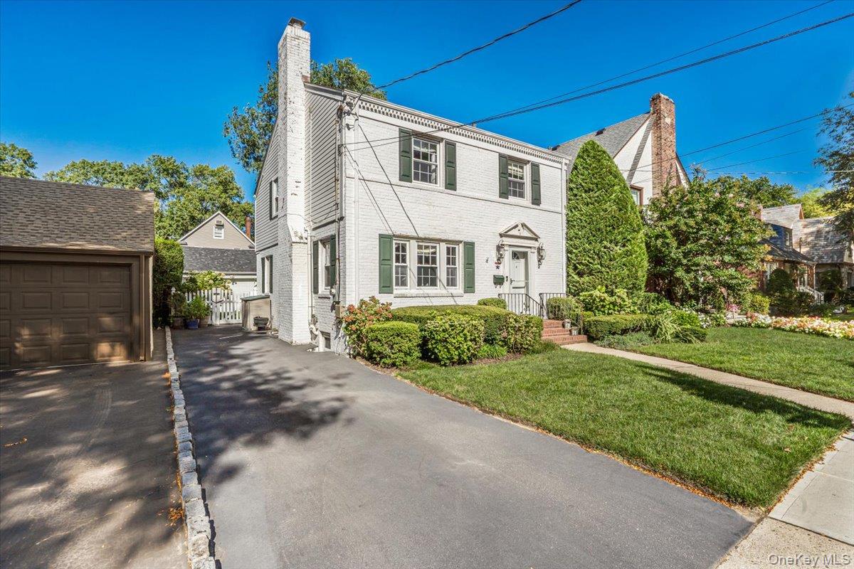 5 Ash Street – For Sale photo 3