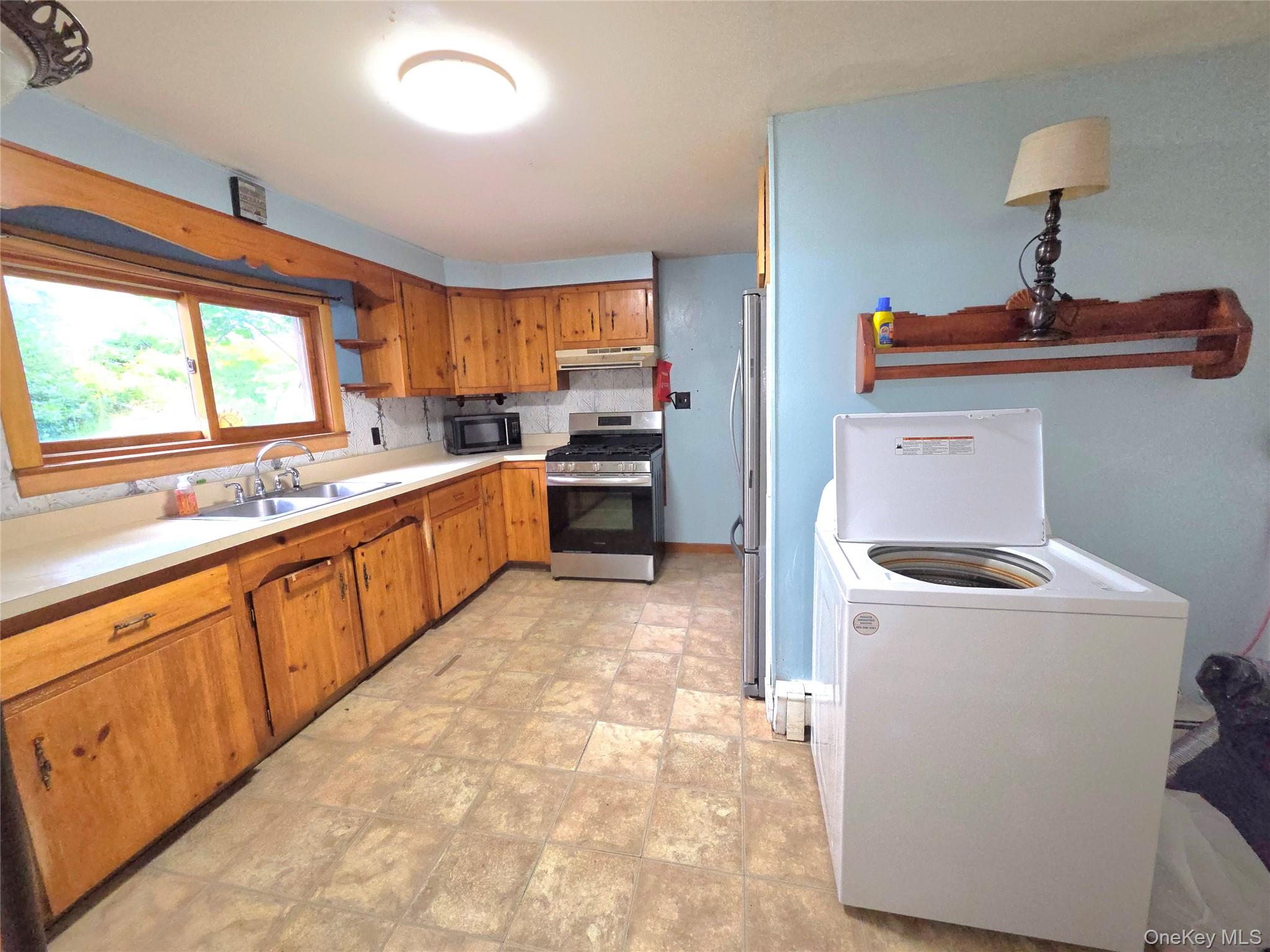 16 Church Road – For Sale photo 10