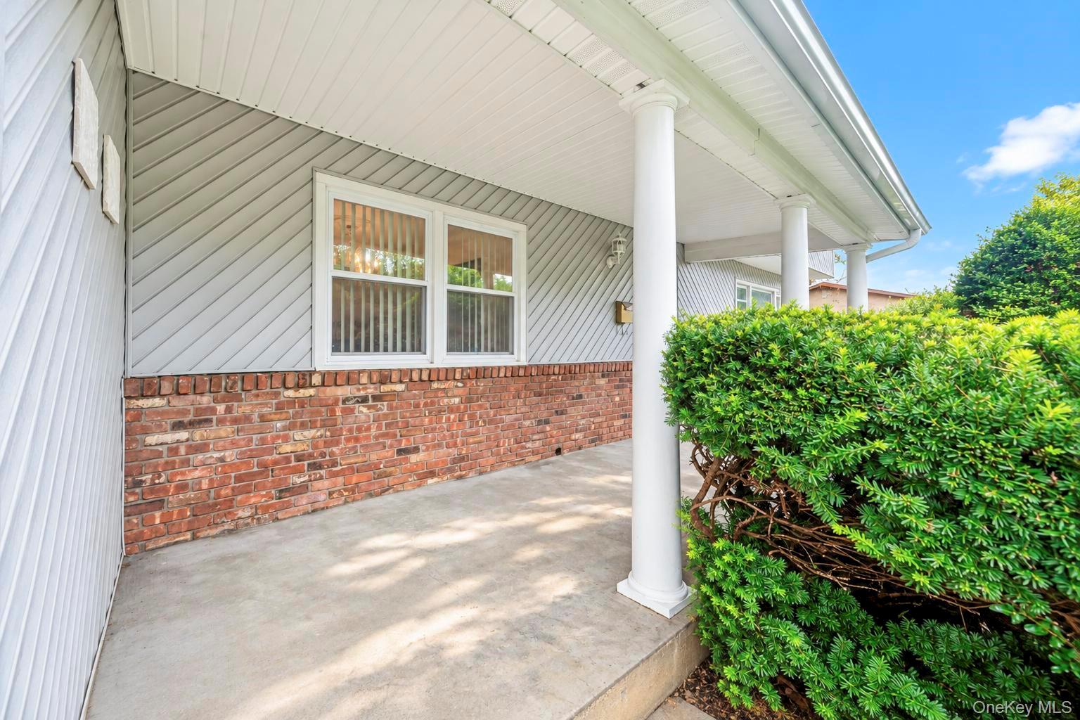 38 Waterford Drive – For Sale photo 2