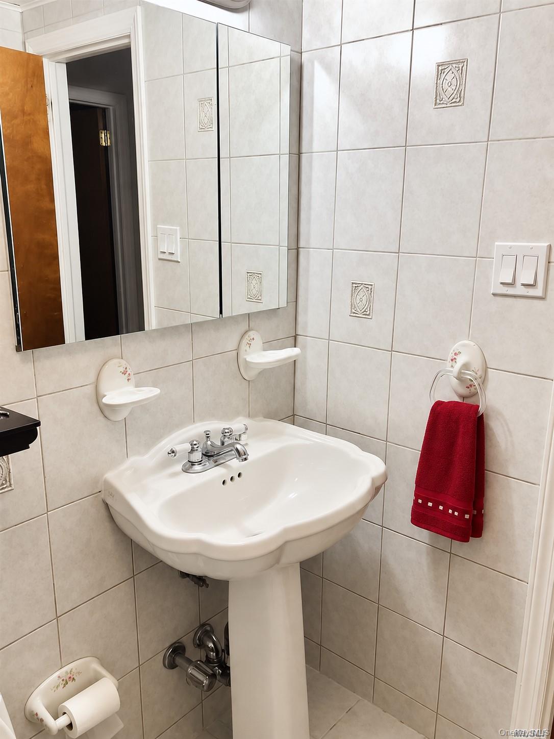 3508 153rd Street, Unit 1F photo 4