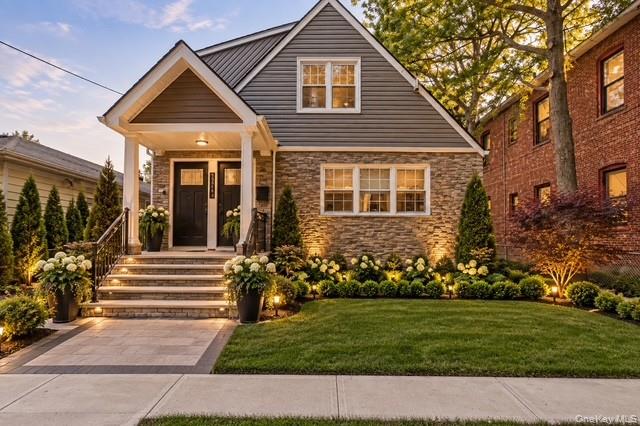 13714 Bedell Street – For Sale