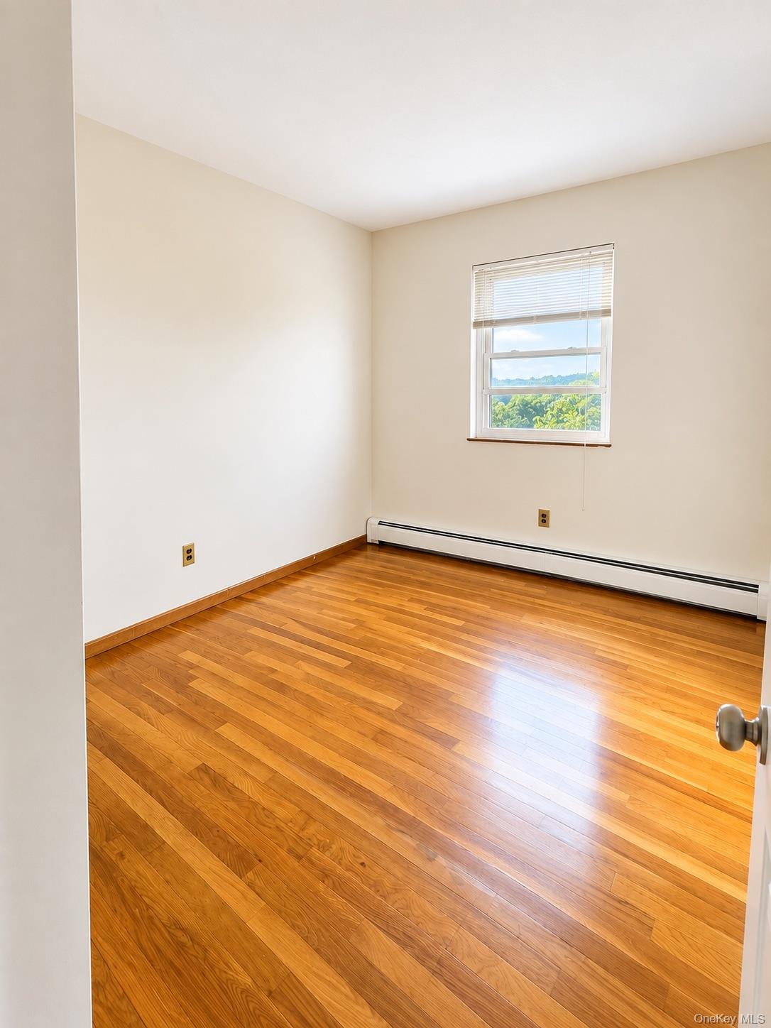 185 Bennett Avenue, Unit Unit 1 photo 10