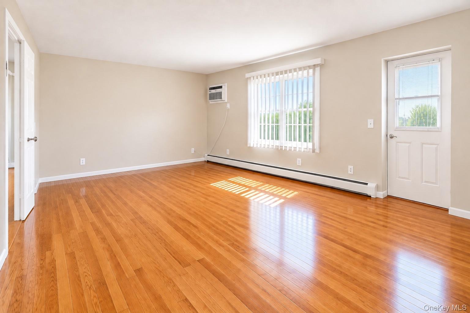 185 Bennett Avenue, Unit Unit 2