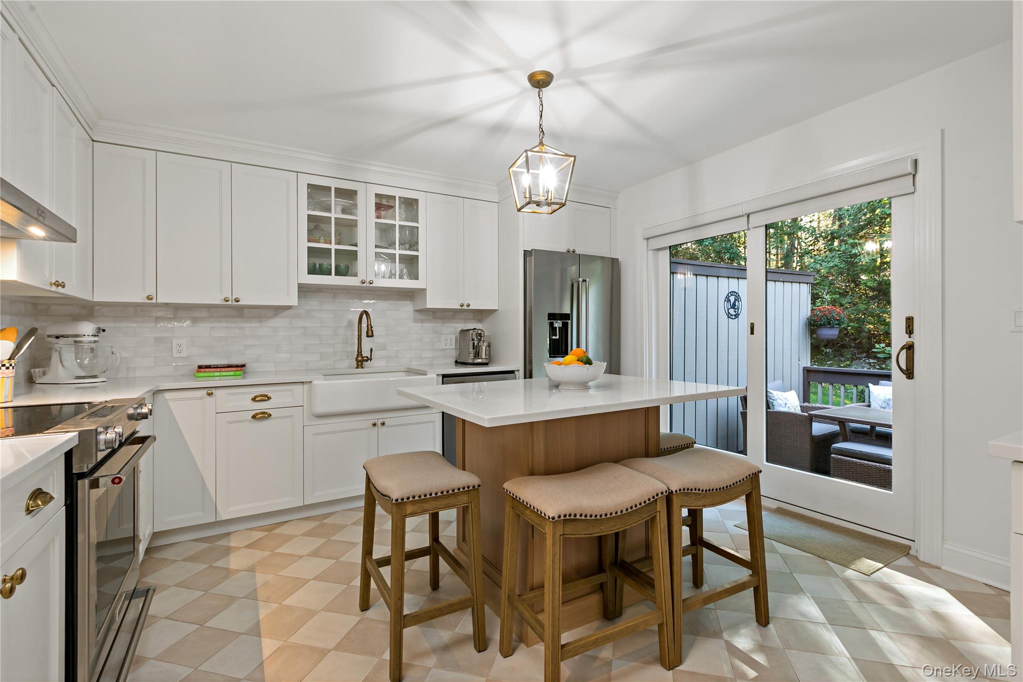 606 Heritage Hills, Unit F photo 8