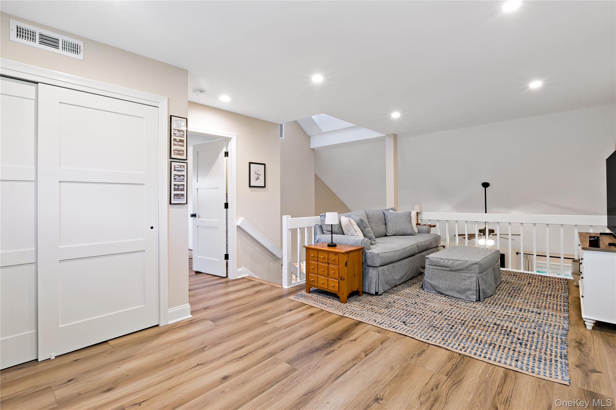 606 Heritage Hills, Unit F photo 13