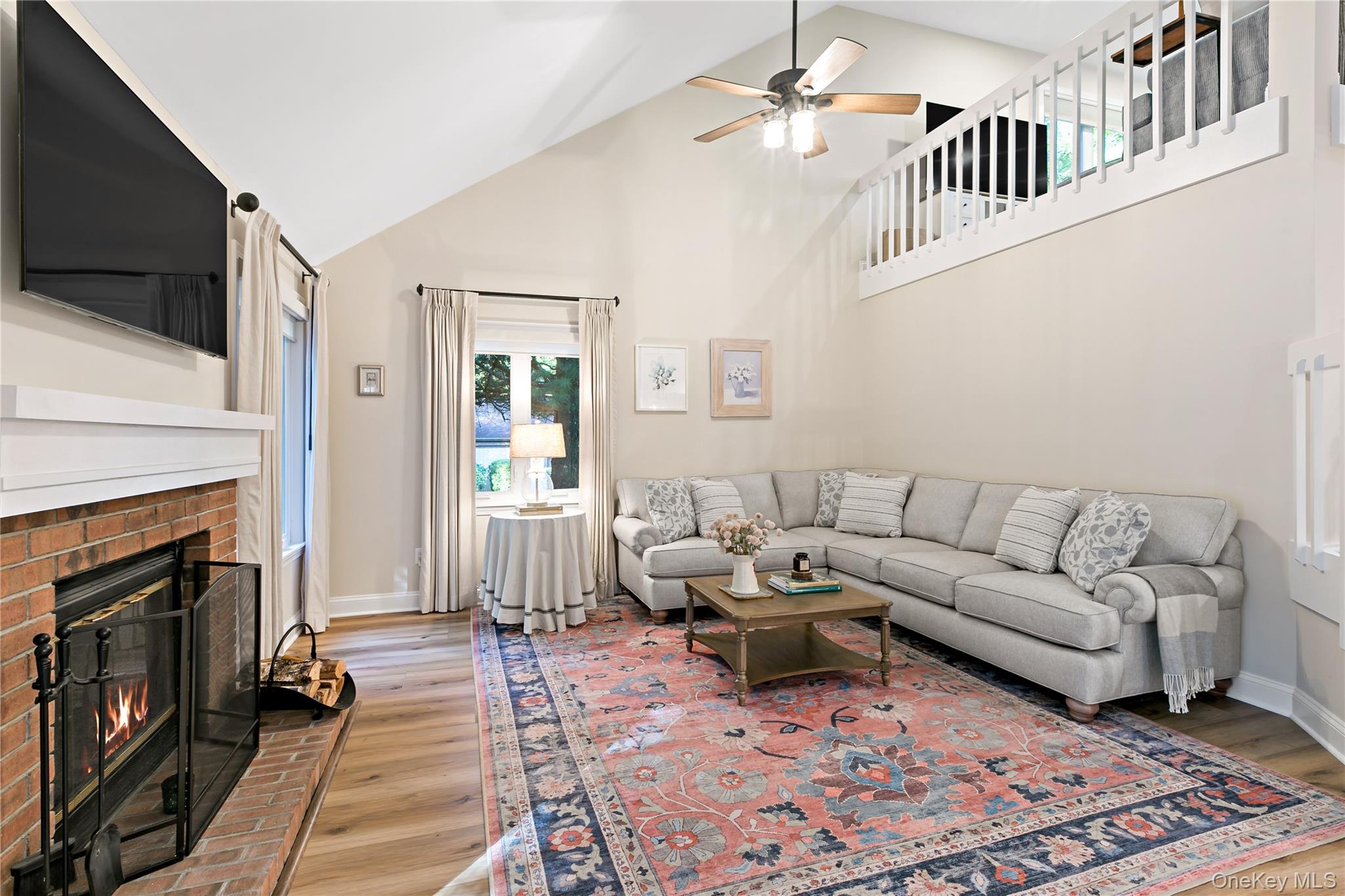 606 Heritage Hills, Unit F photo 3