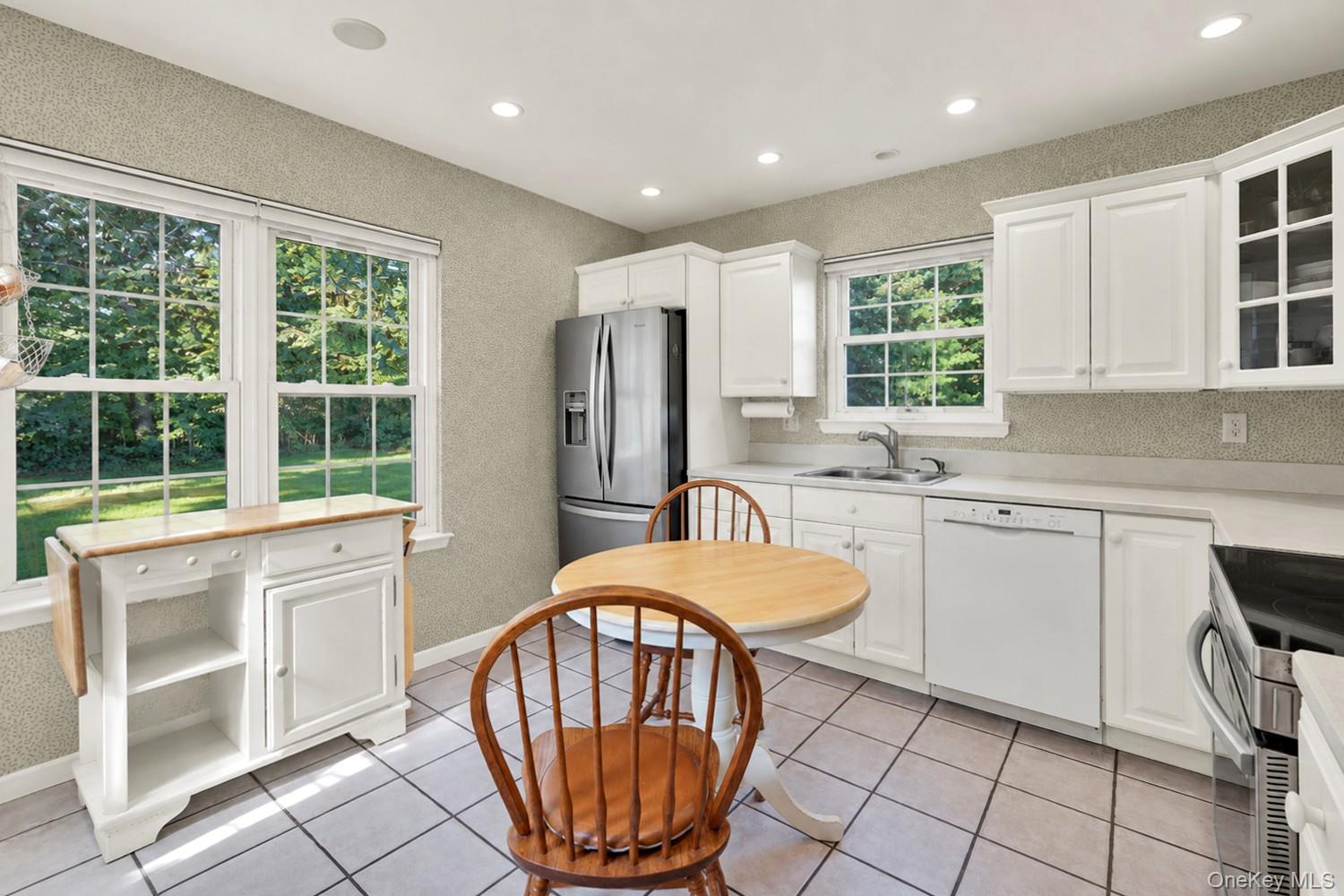2555 Youngs Avenue, Unit 11A photo 7