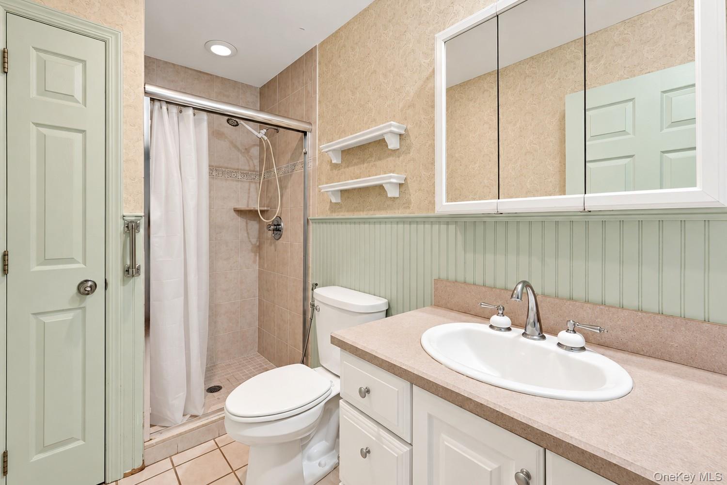 2555 Youngs Avenue, Unit 11A photo 9