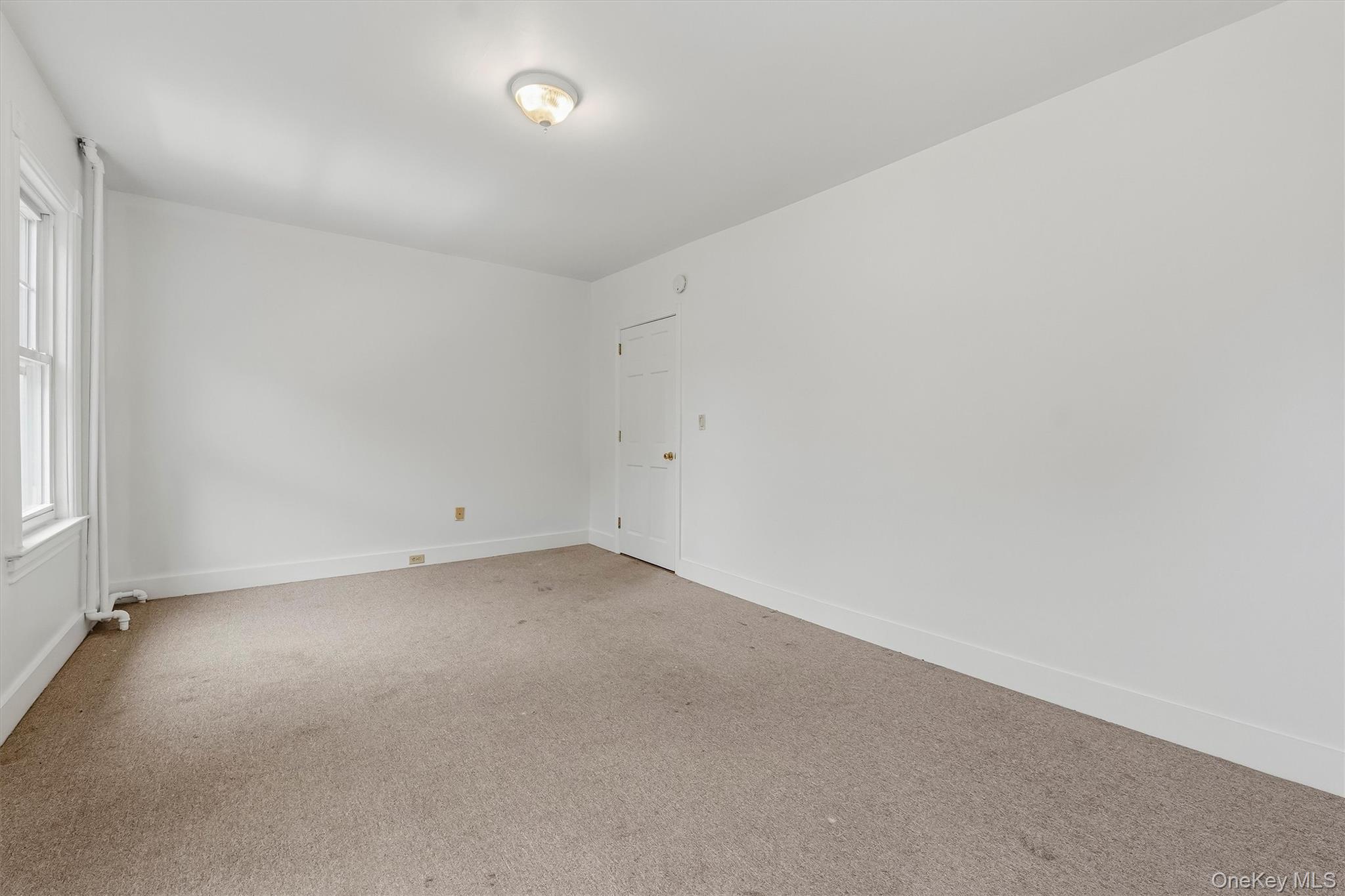 9 Desmond Avenue – For Sale photo 22