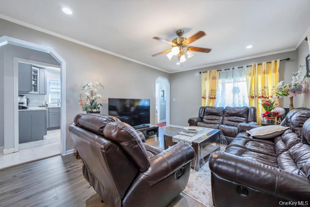48 Liberty Avenue – For Sale photo 9