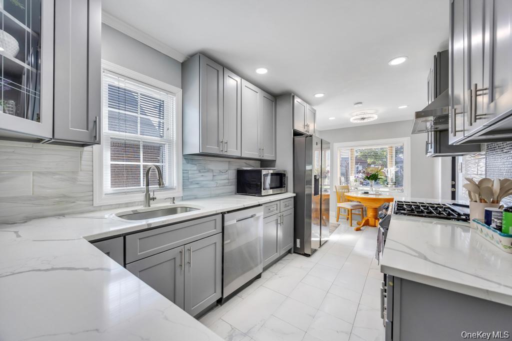 48 Liberty Avenue – For Sale photo 4