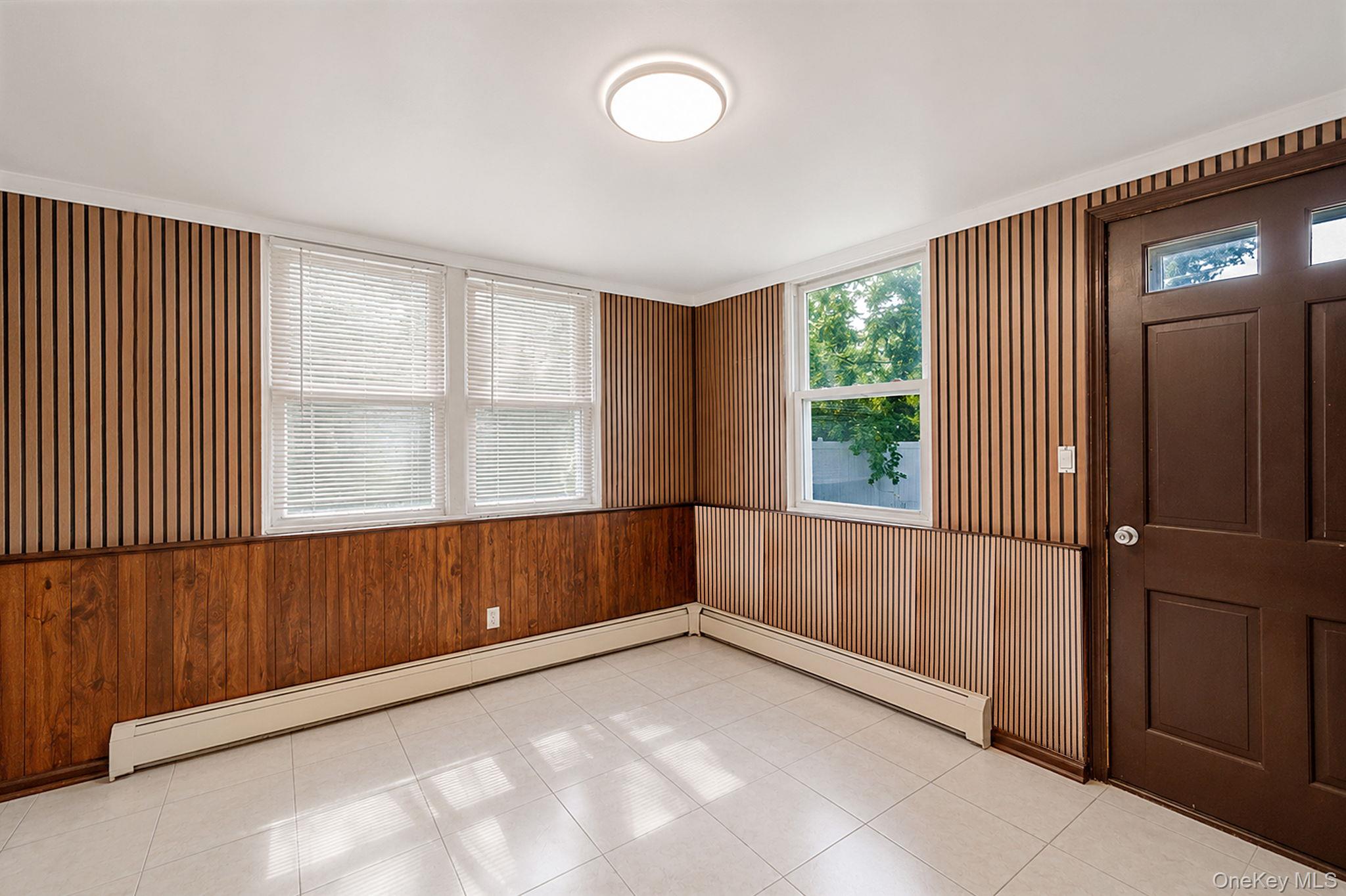 17 Maple Street – For Sale photo 9