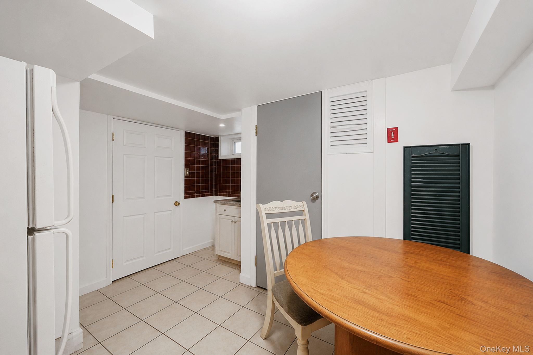 17 Maple Street – For Sale photo 20