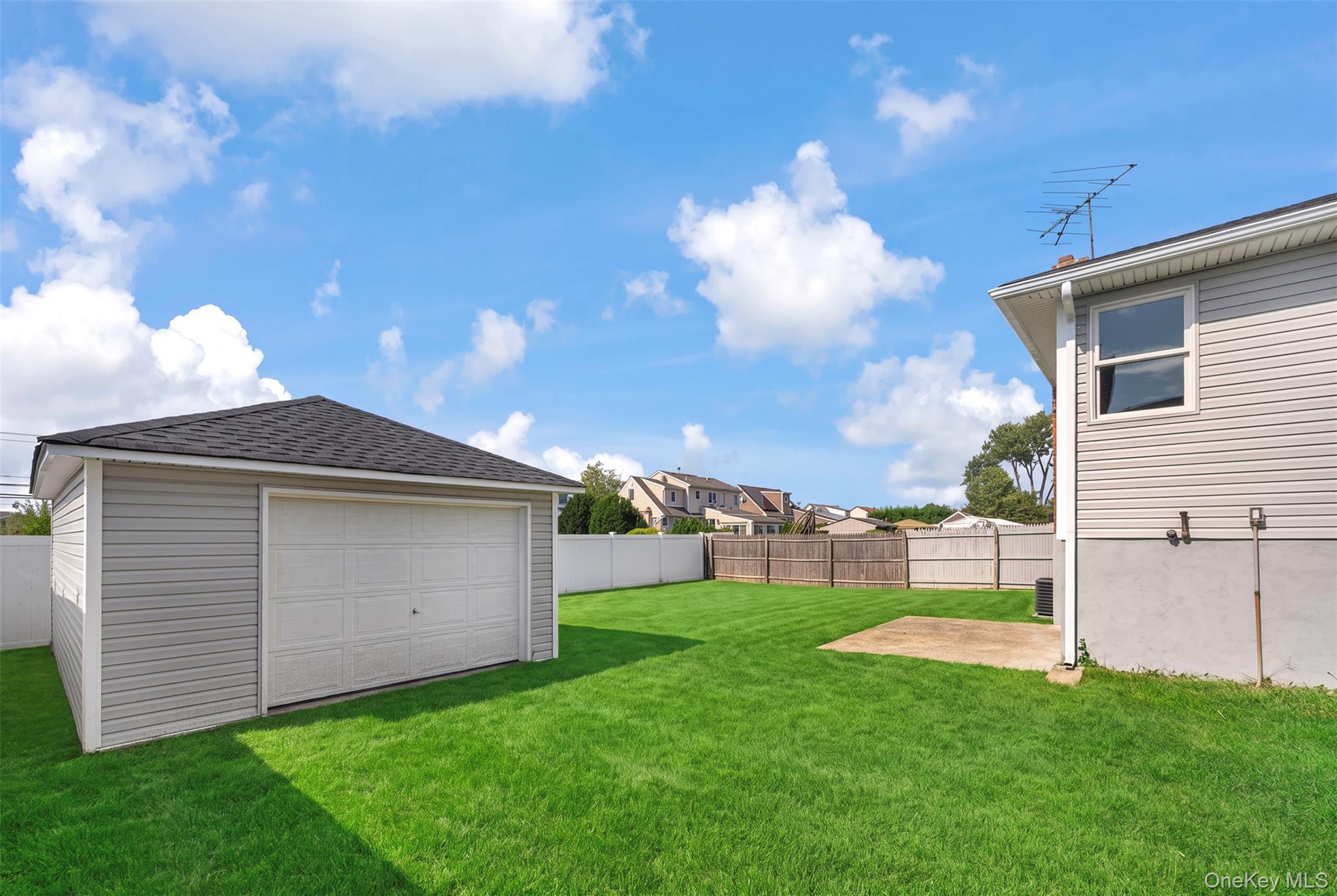 3280 Elliott Boulevard – For Sale photo 5