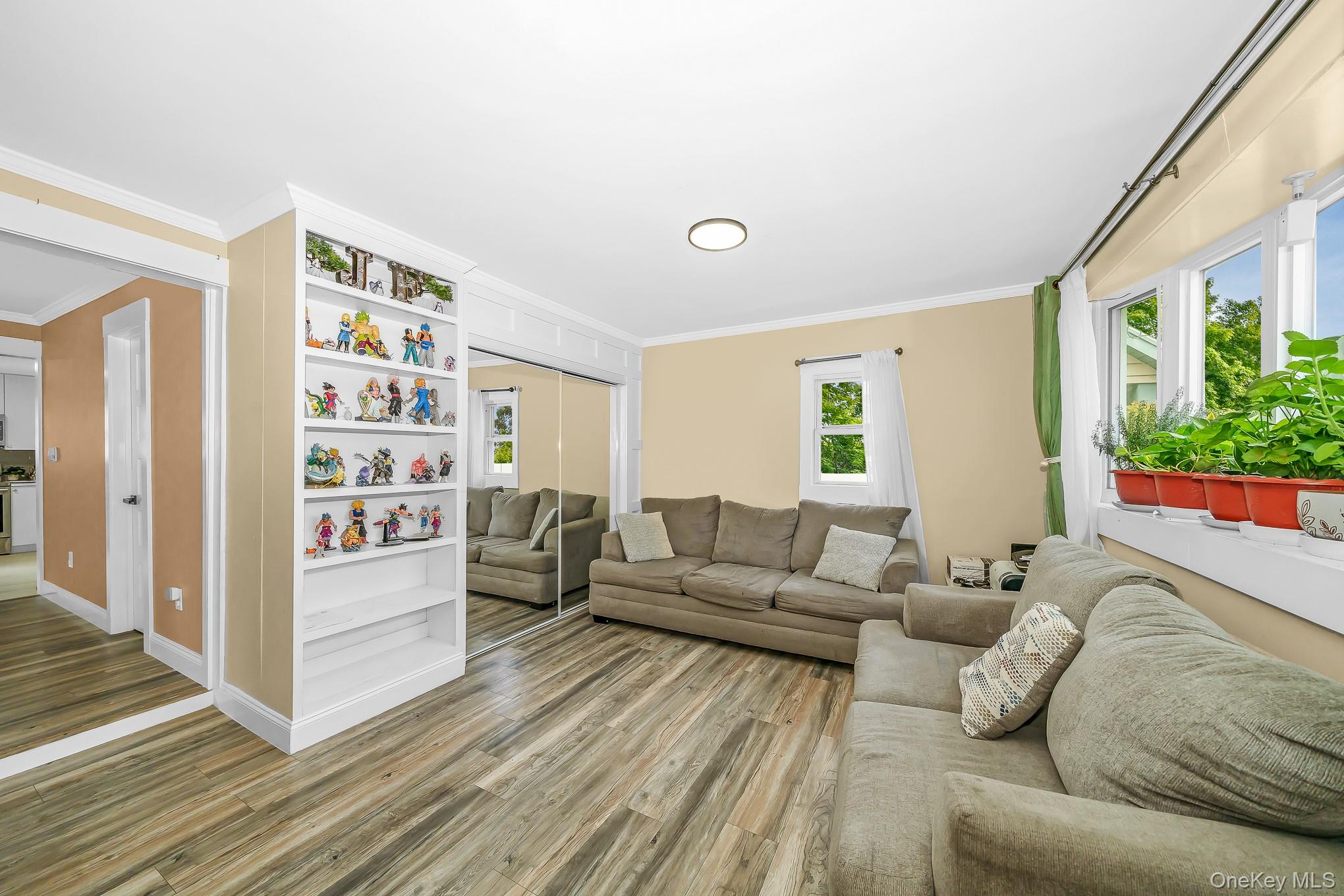 166 Church Street – For Sale photo 2