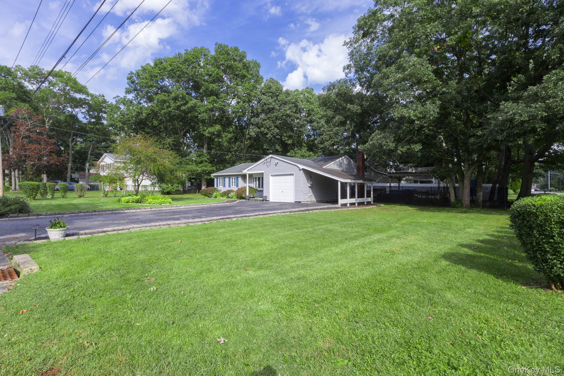 21 Aberdeen Drive – For Sale photo 2