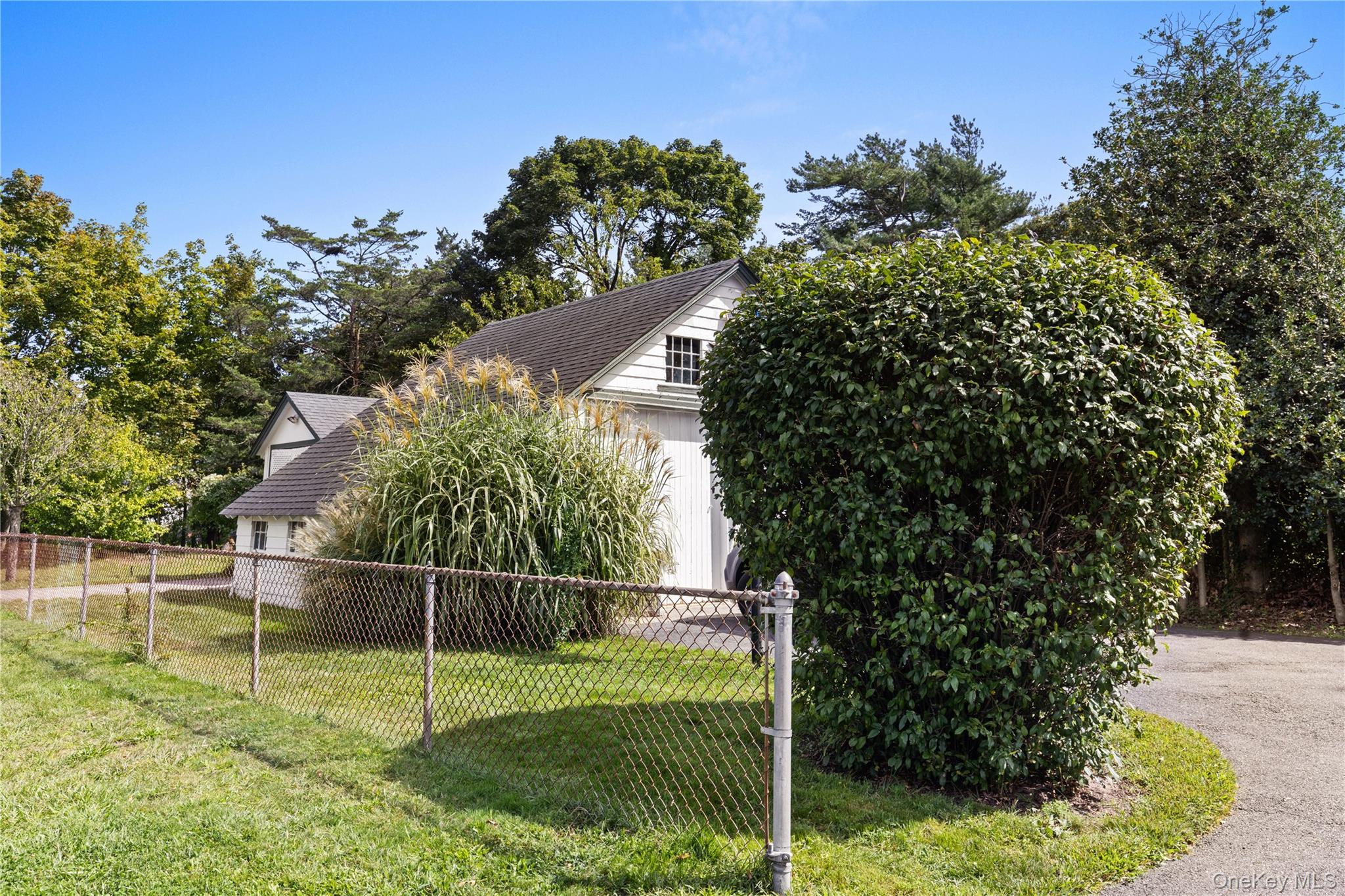 992 Roanoke Avenue – For Sale photo 21