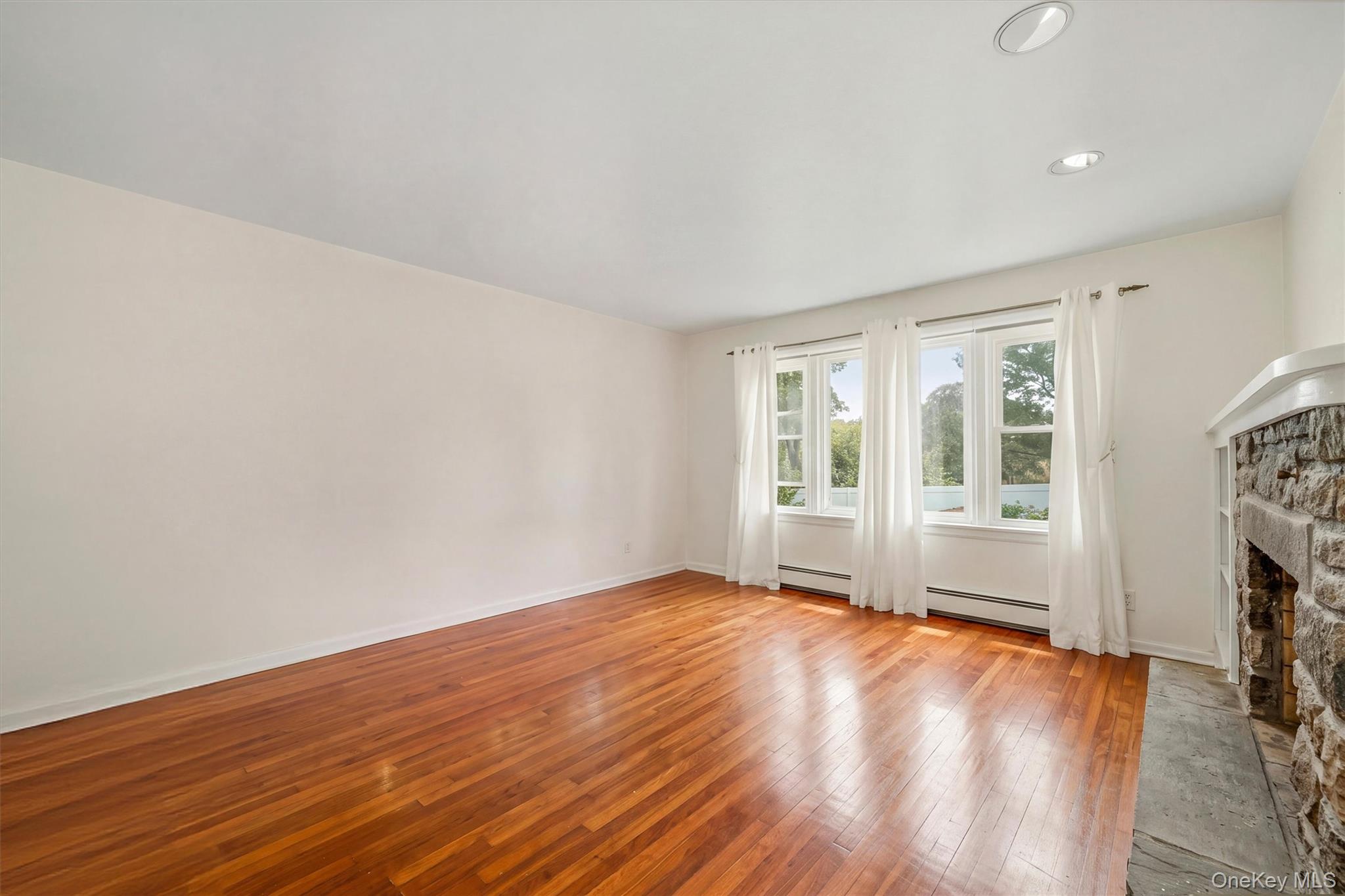9 Whittier Avenue – For Sale photo 10