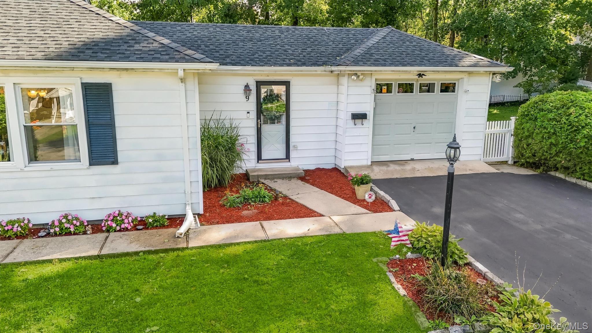 9 Whittier Avenue – For Sale photo 4