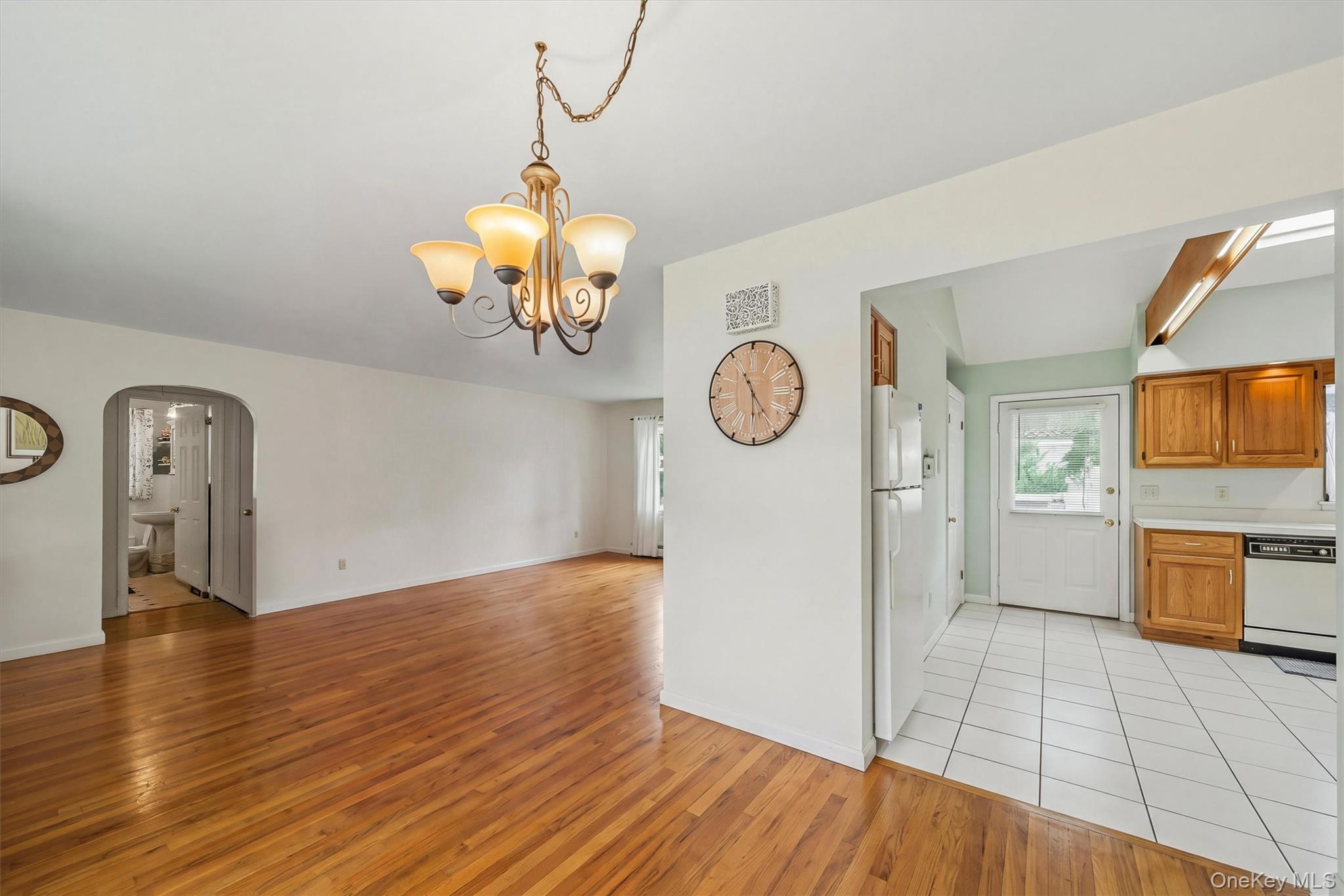 9 Whittier Avenue – For Sale photo 13