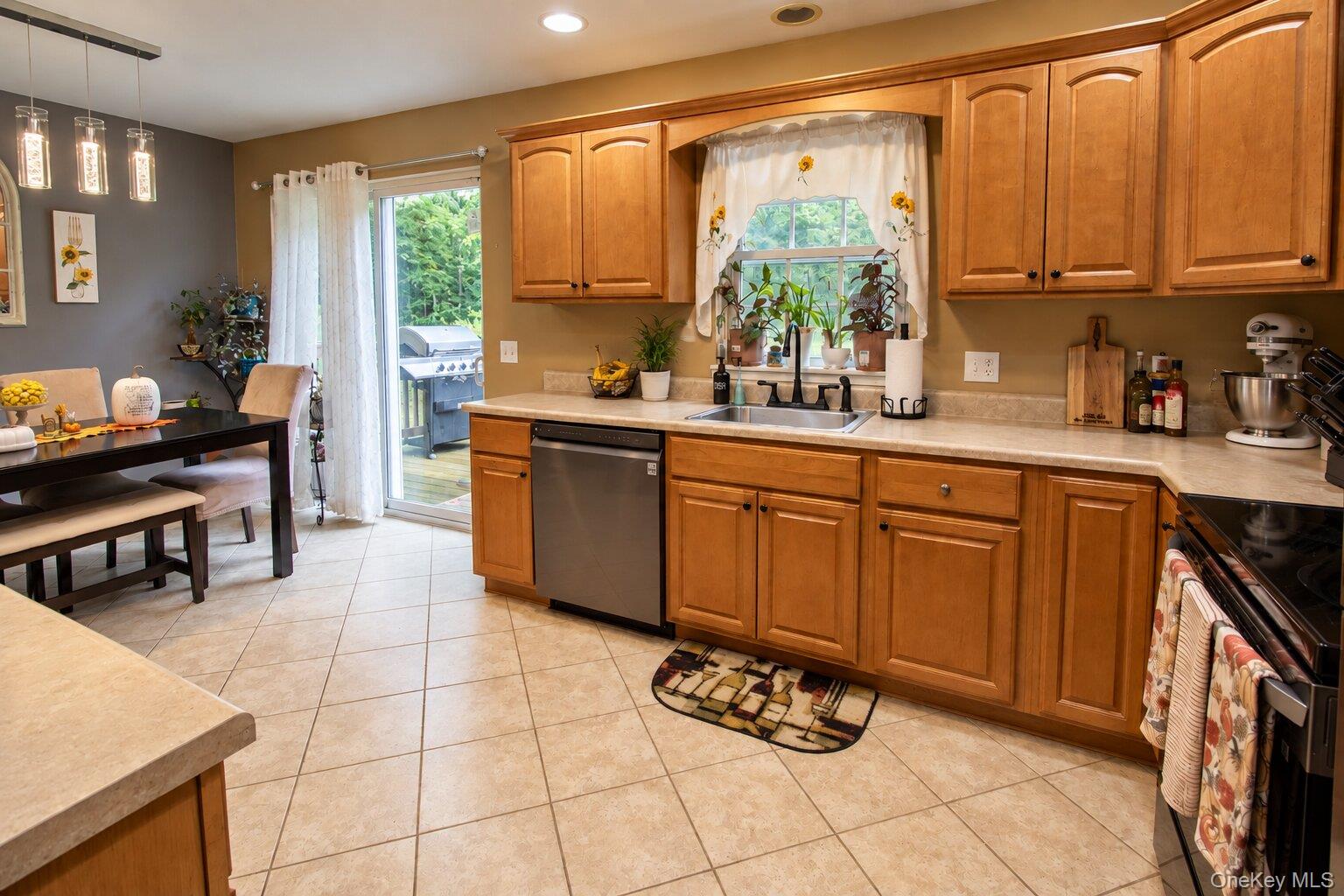 26 Finkle Road – For Sale photo 3