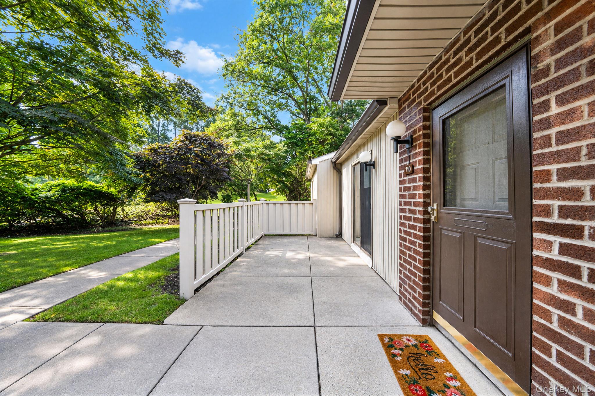 710 Hilltop Court – For Sale photo 3