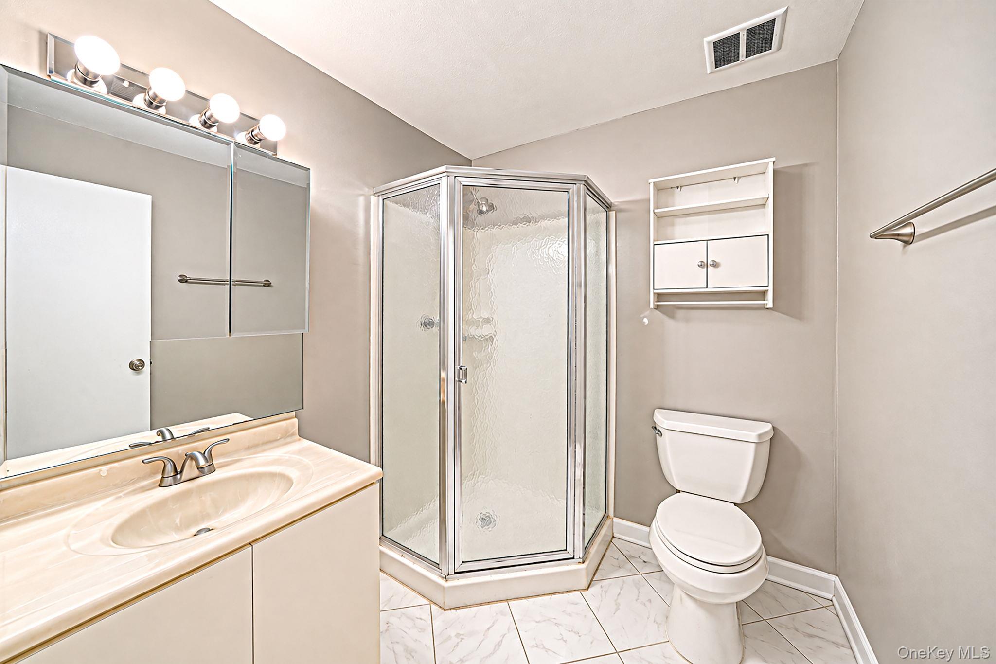 710 Hilltop Court – For Sale photo 14