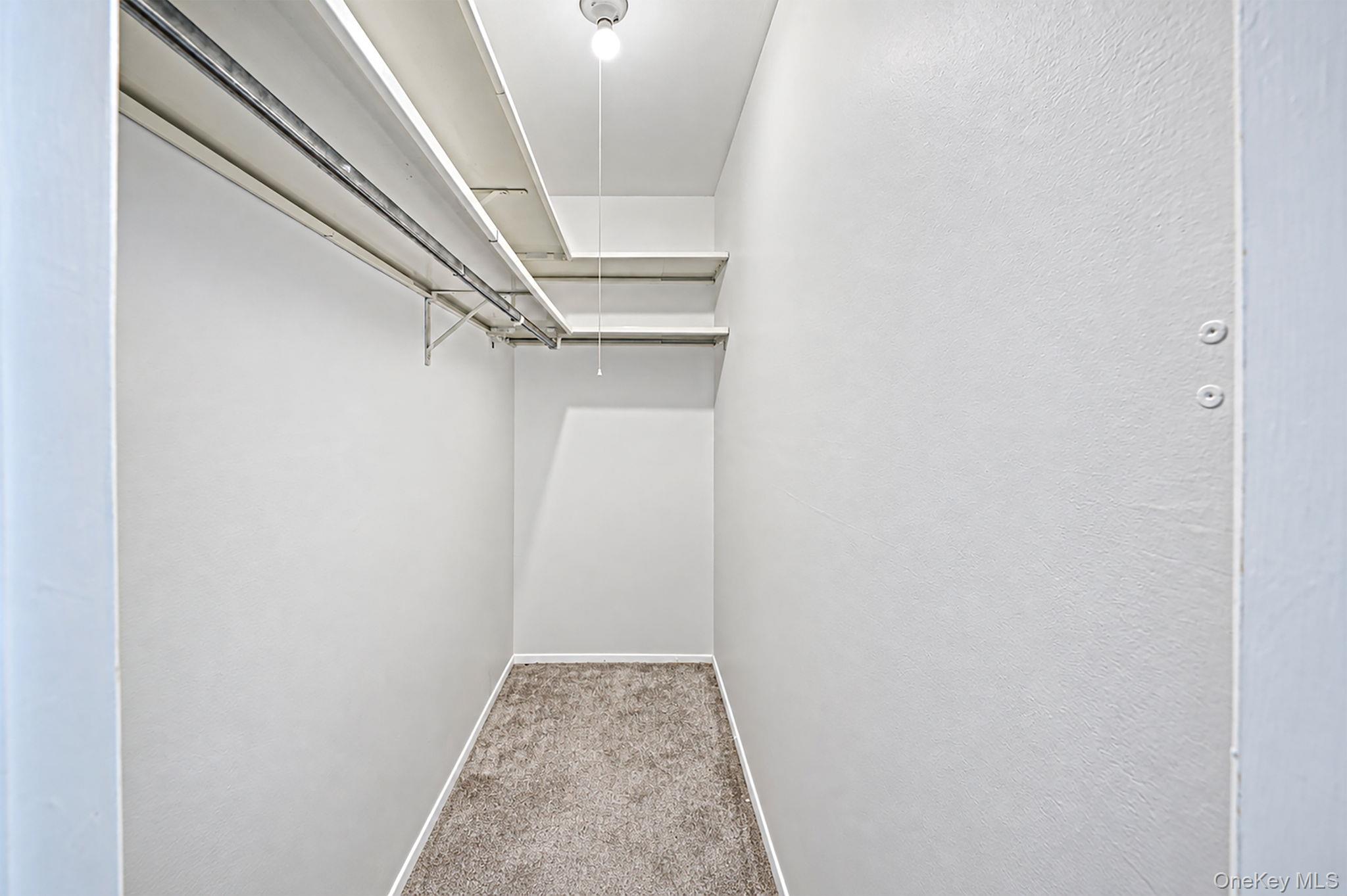 710 Hilltop Court – For Sale photo 19