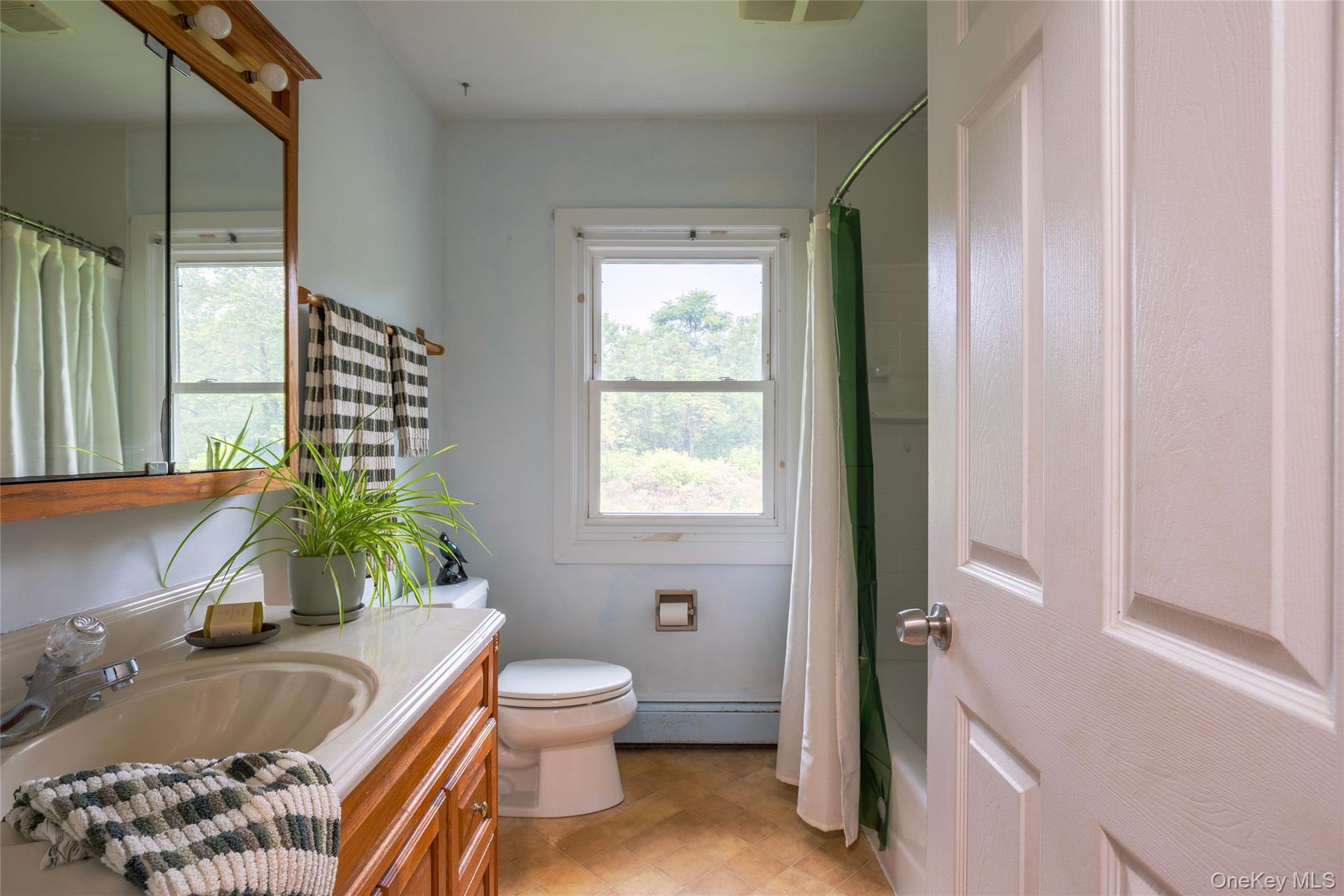16 Peoples Road – For Sale photo 17