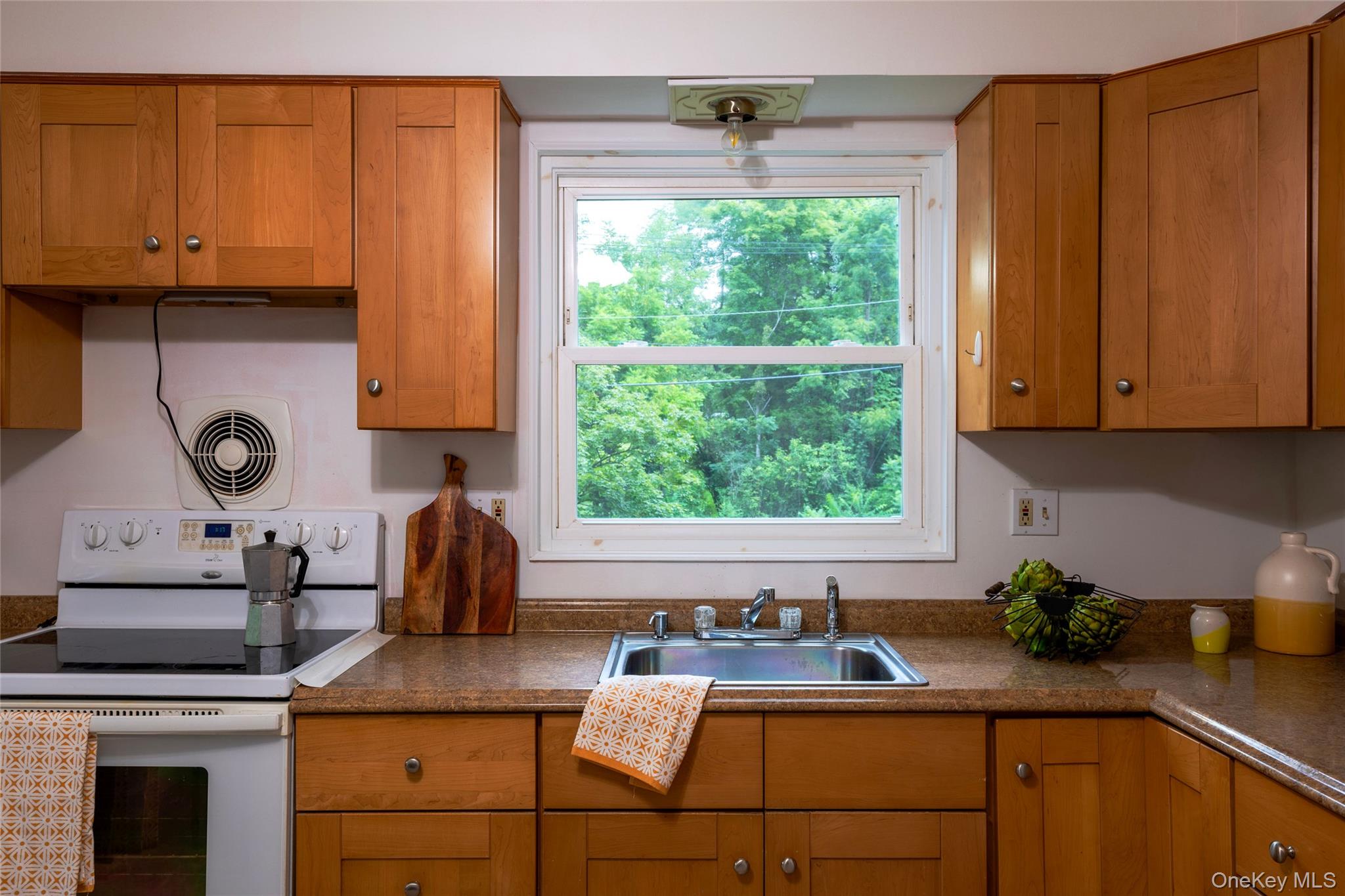 16 Peoples Road – For Sale photo 10