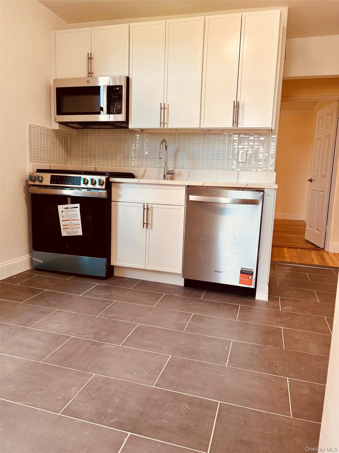 1300 Midland Avenue, Unit A-65 photo 4