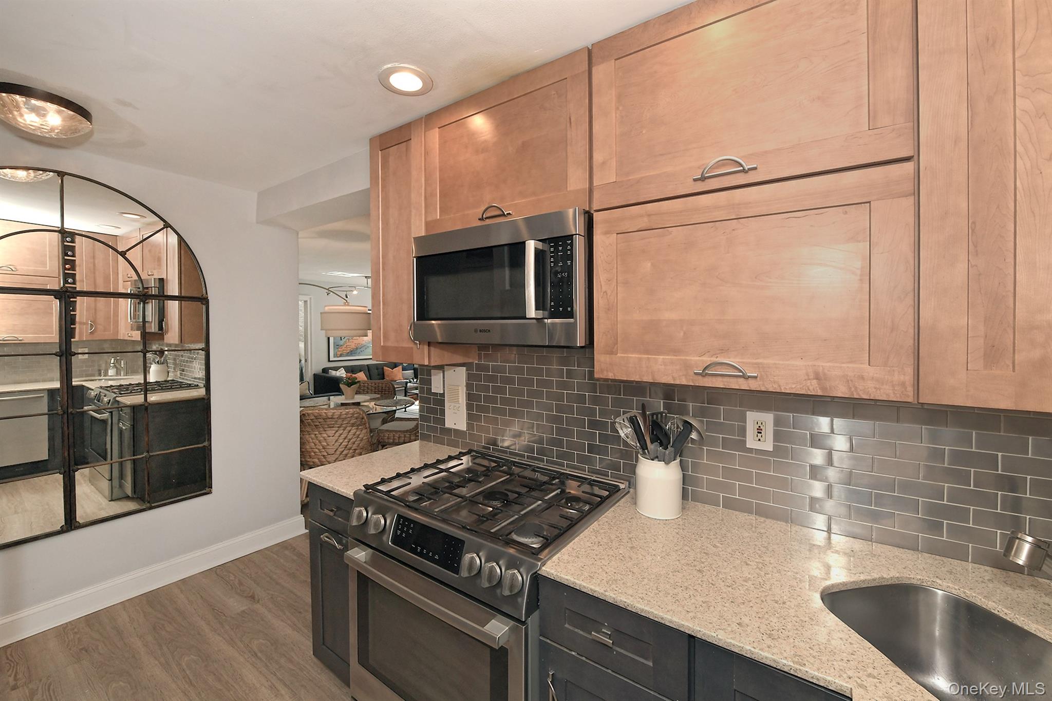 370 W Broadway, Unit 1A photo 10