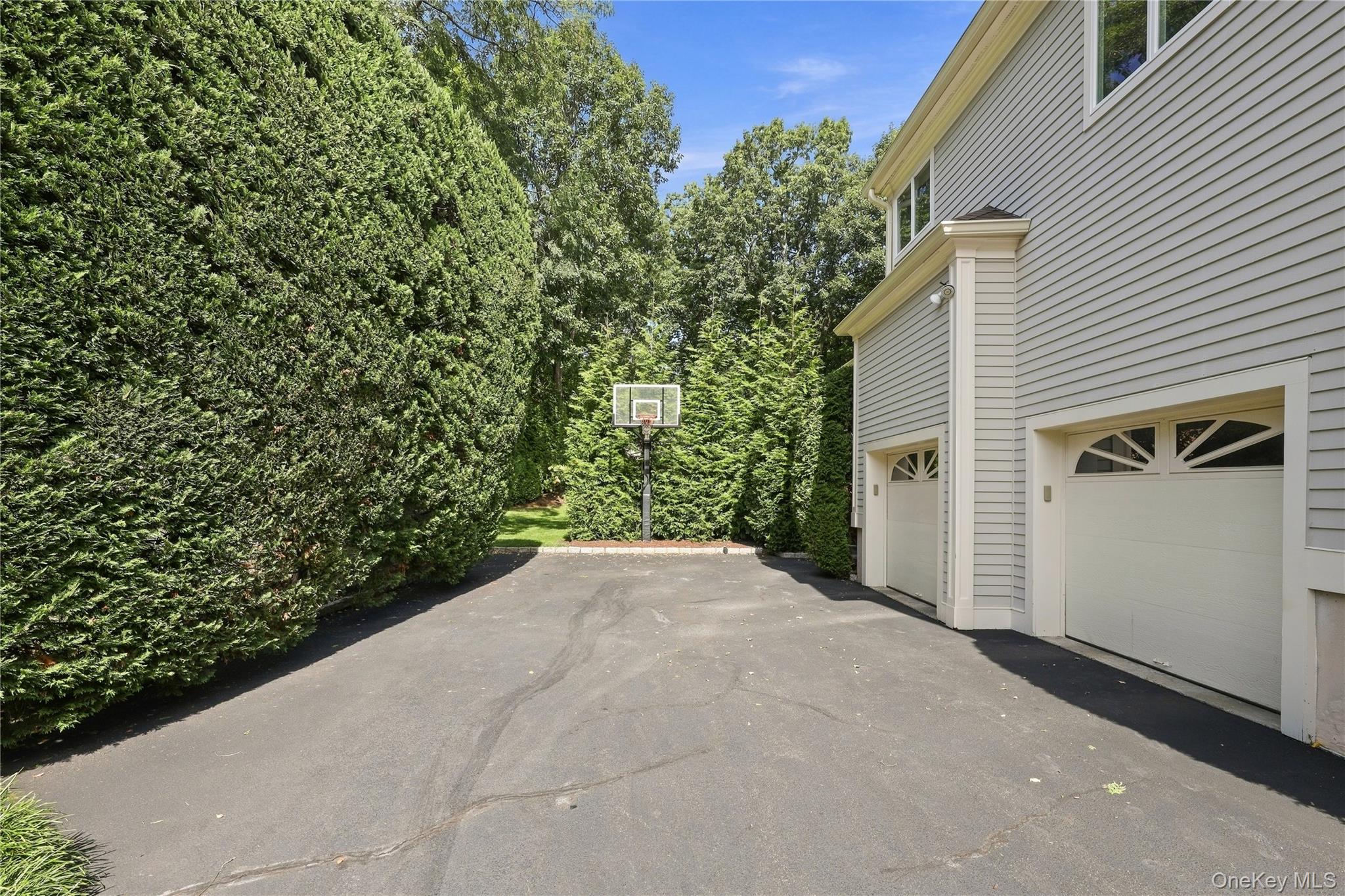 32 Buckout Road – For Sale photo 36