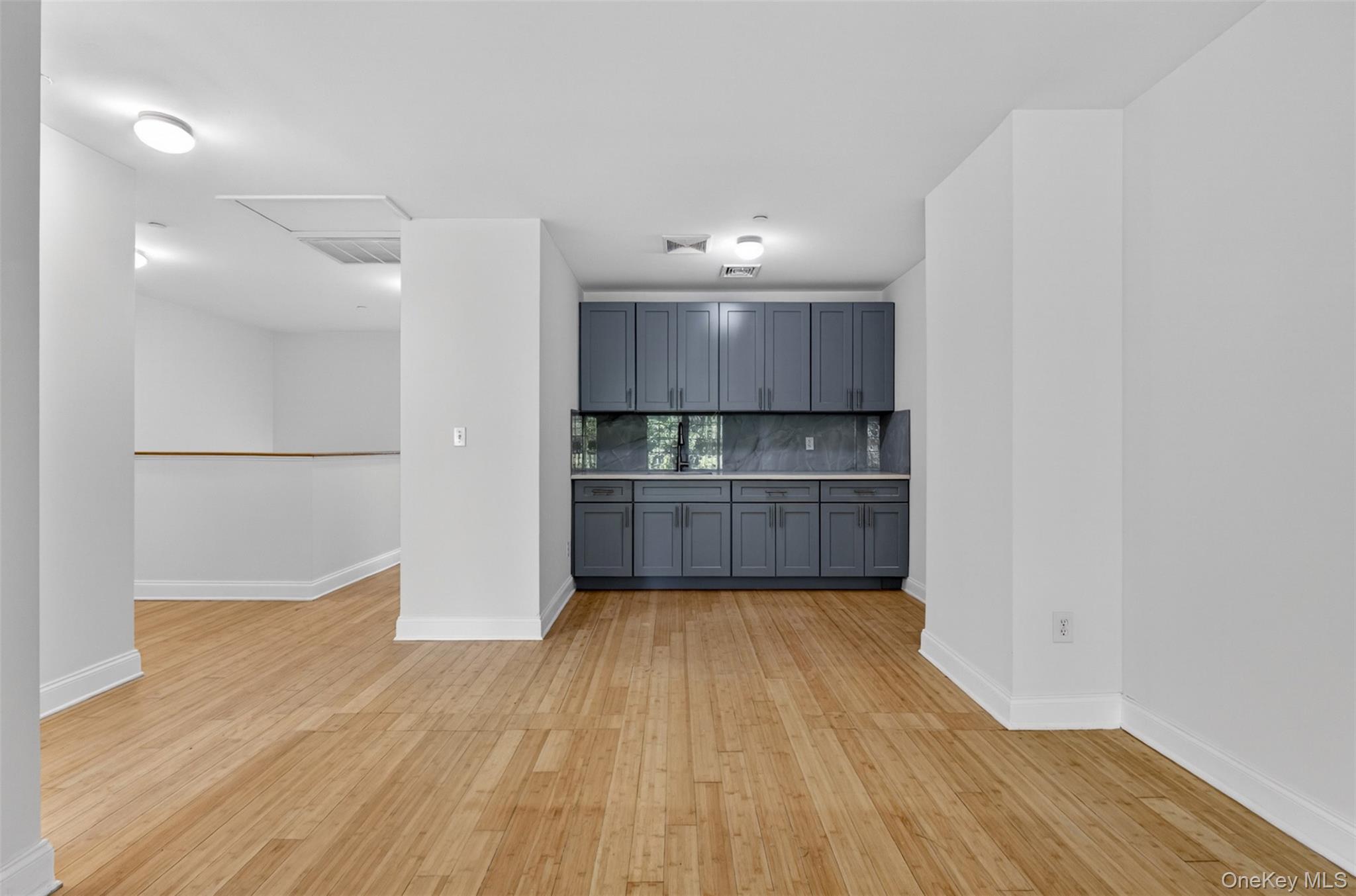 343 Soundview Lane – For Sale photo 38