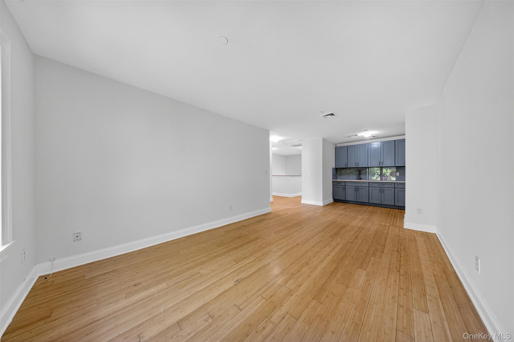 343 Soundview Lane – For Sale photo 37