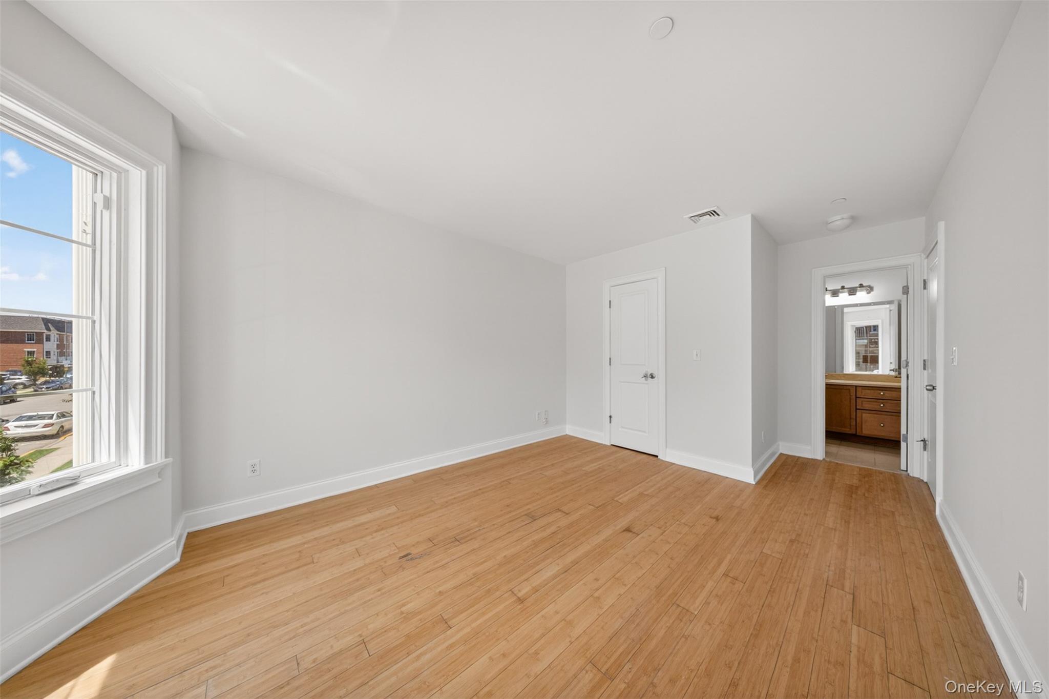 343 Soundview Lane – For Sale photo 30