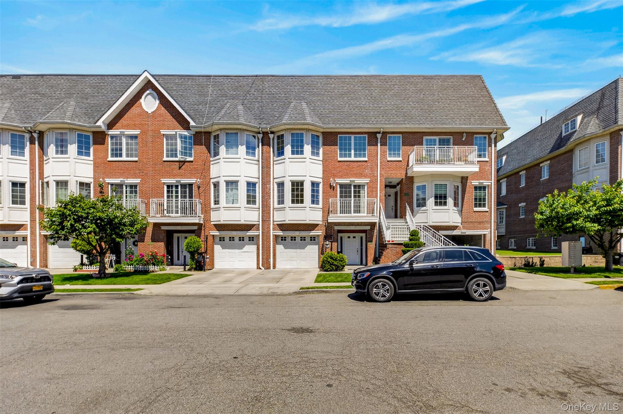 343 Soundview Lane – For Sale