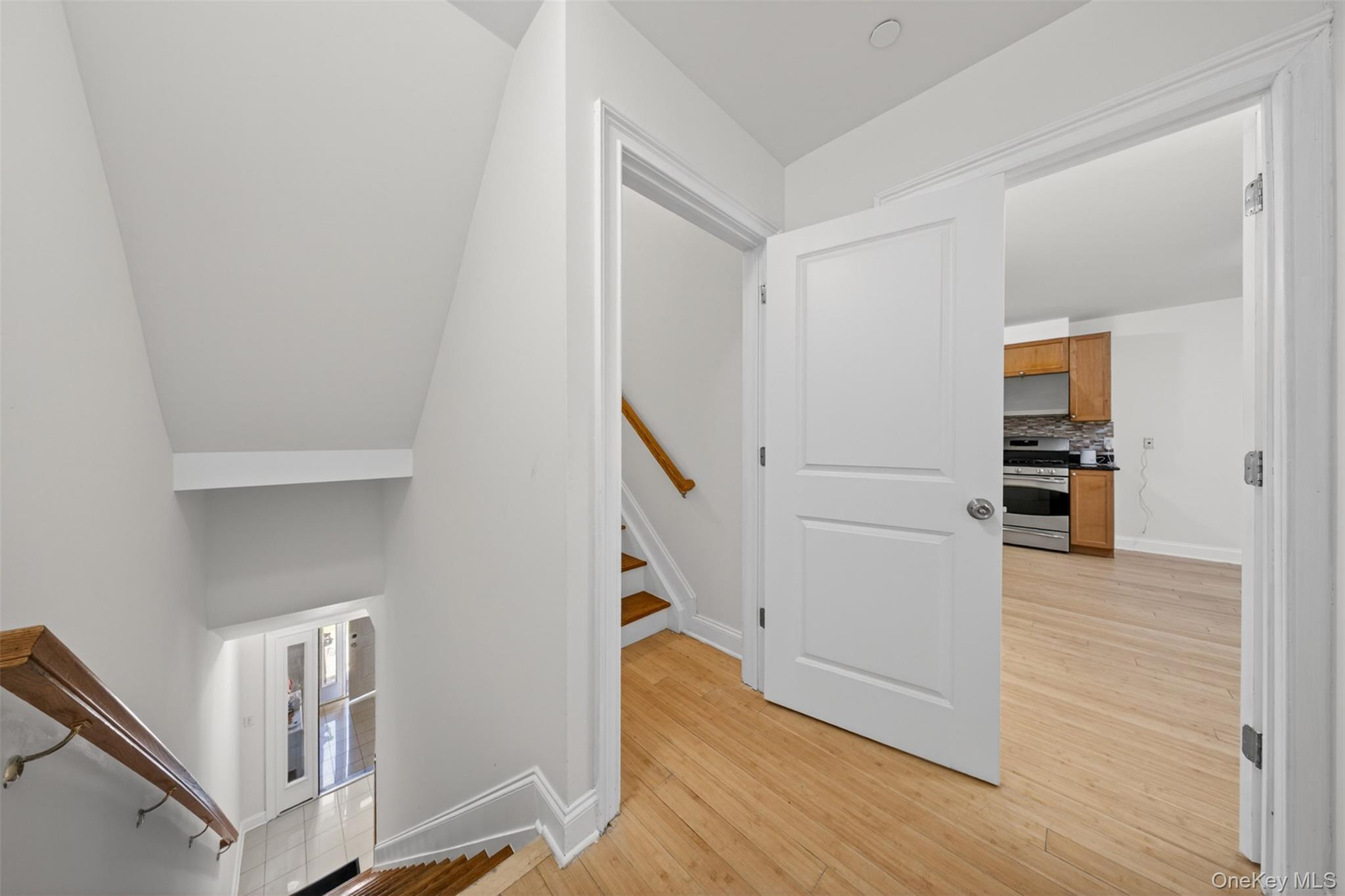343 Soundview Lane – For Sale photo 16