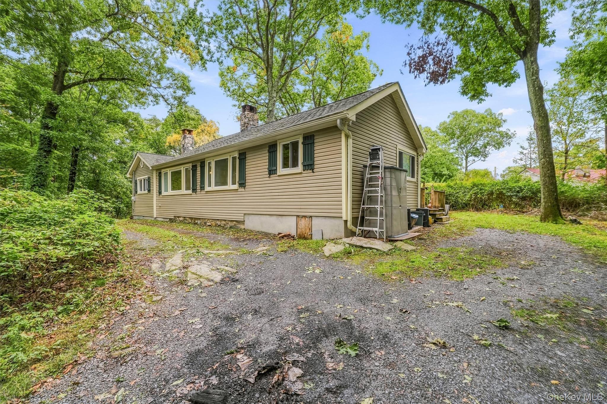 153 Nardin Road – For Sale photo 33