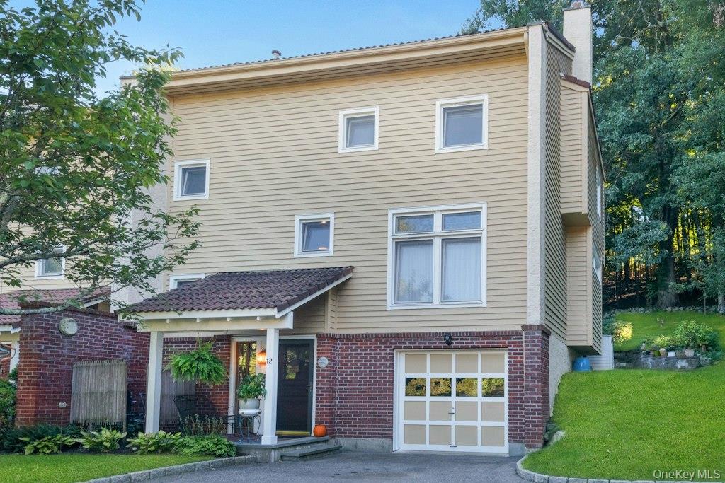 12 Deer Ridge Road – For Sale