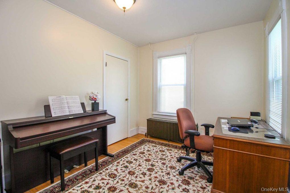 10 Park Street – For Sale photo 21