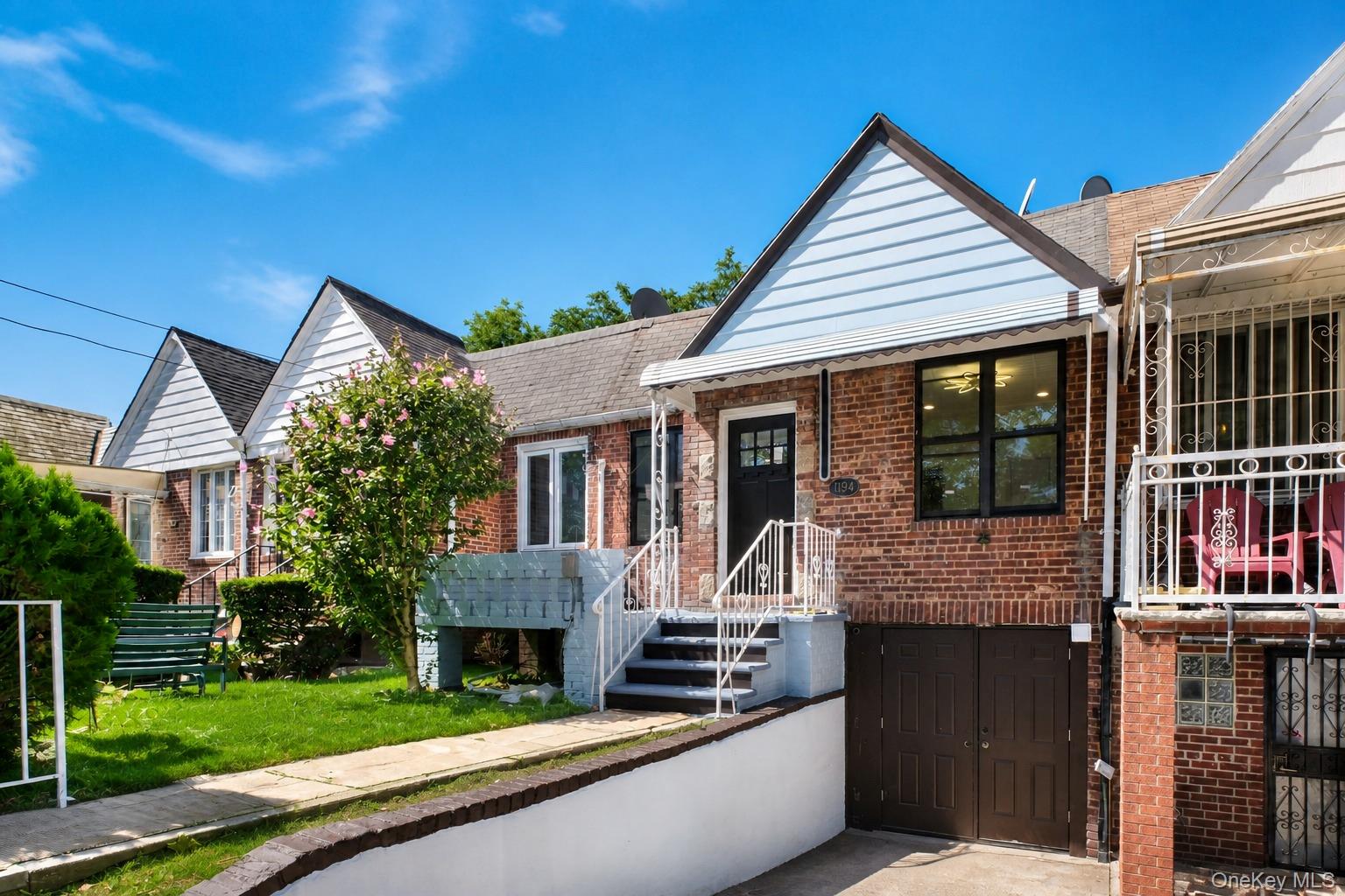 1194 Albany Avenue – For Sale photo 2