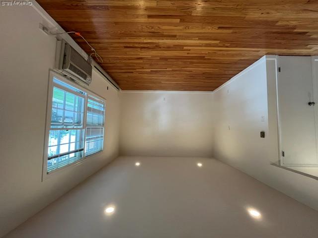 165 Manorhaven Boulevard, Unit G photo 6